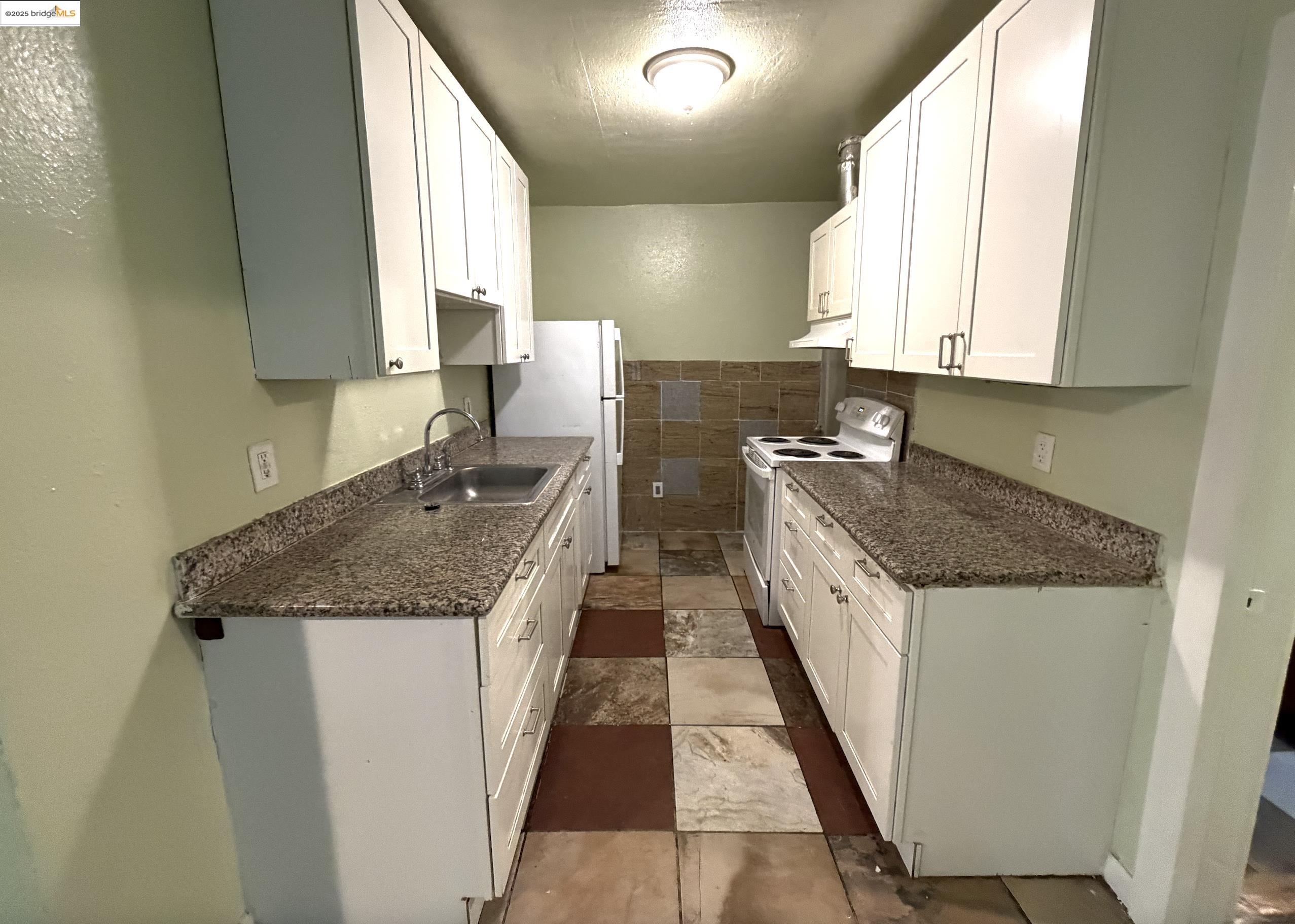 8016 Macarthur Blvd, Oakland CA 94605 — photo 20