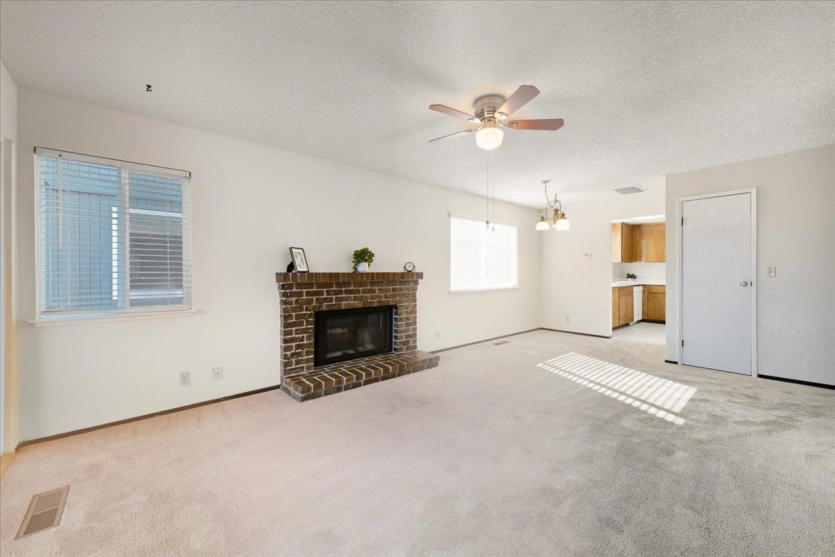 Detail Gallery Image 12 of 35 For 1839 Shirley Dr, Benicia,  CA 94510 - 2 Beds | 2 Baths