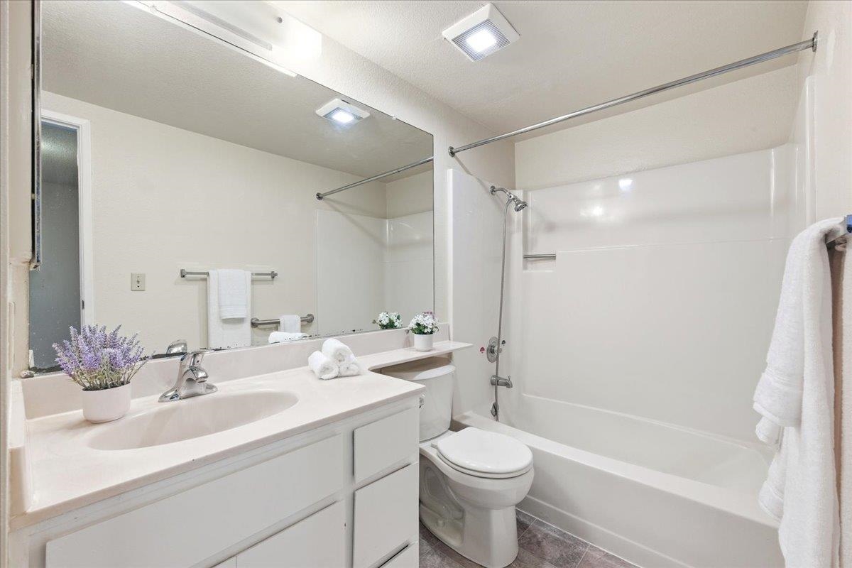 Detail Gallery Image 18 of 35 For 1839 Shirley Dr, Benicia,  CA 94510 - 2 Beds | 2 Baths