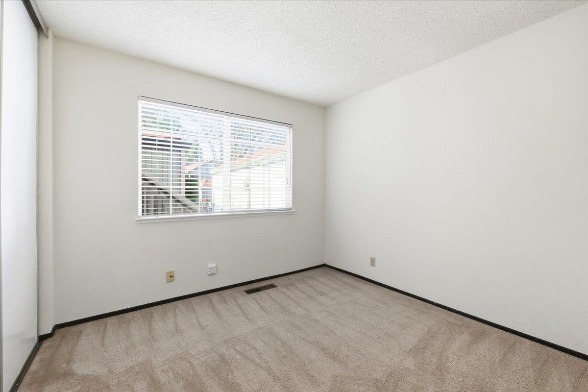 Detail Gallery Image 19 of 35 For 1839 Shirley Dr, Benicia,  CA 94510 - 2 Beds | 2 Baths