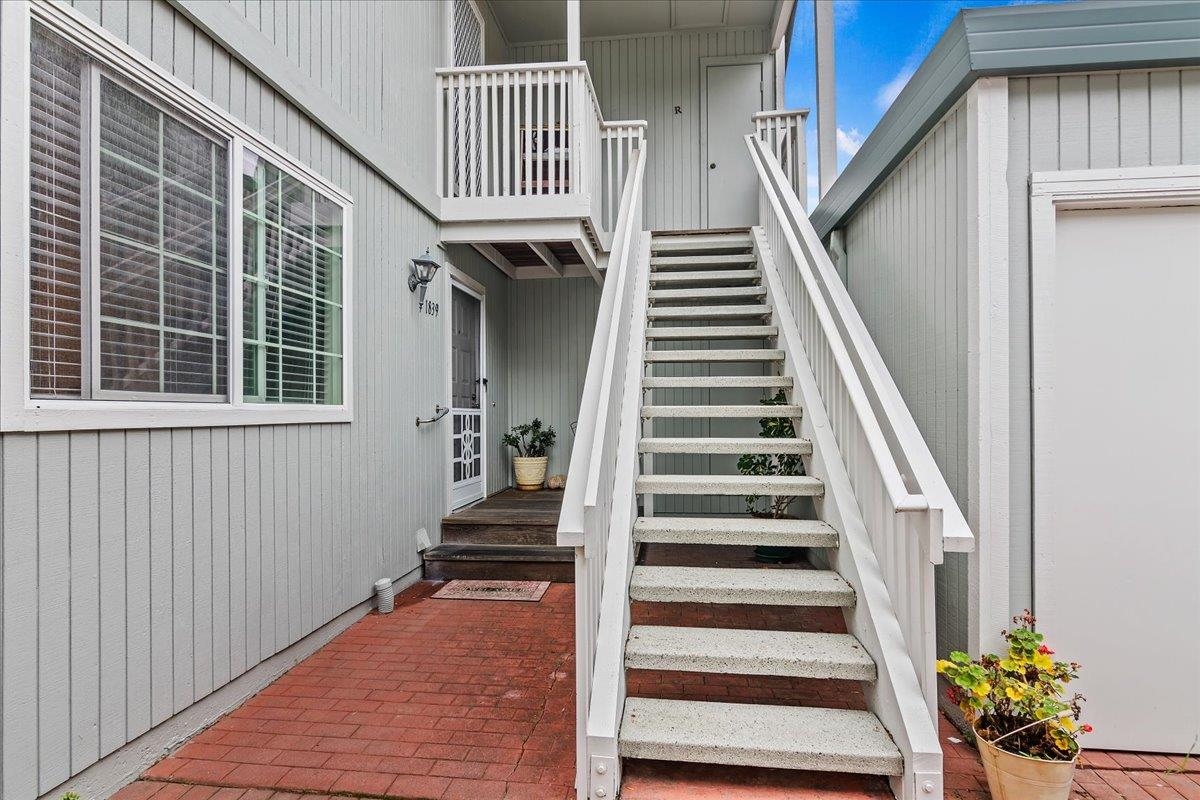 Detail Gallery Image 3 of 37 For 1839 Shirley Dr, Benicia,  CA 94510 - 2 Beds | 2 Baths