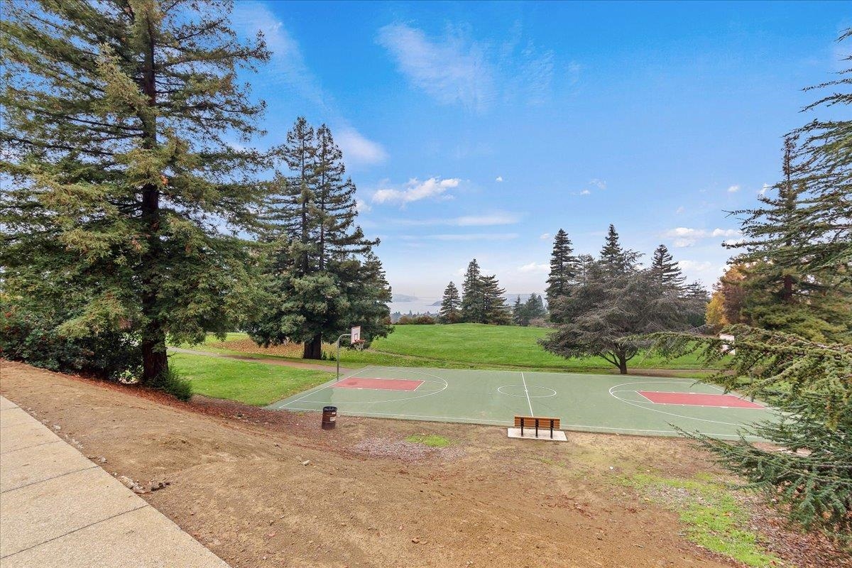 Detail Gallery Image 24 of 37 For 1839 Shirley Dr, Benicia,  CA 94510 - 2 Beds | 2 Baths