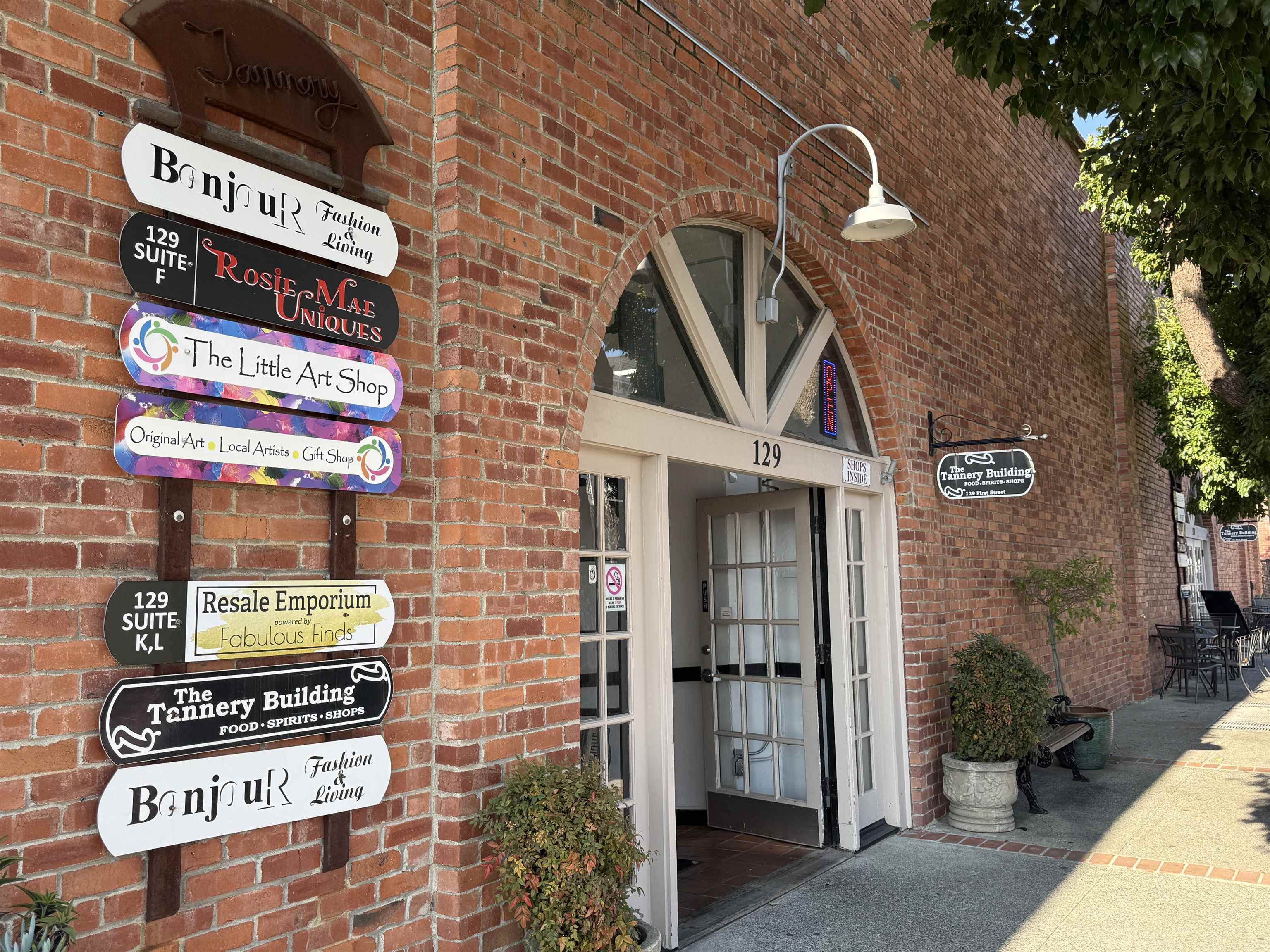 Detail Gallery Image 28 of 35 For 1839 Shirley Dr, Benicia,  CA 94510 - 2 Beds | 2 Baths