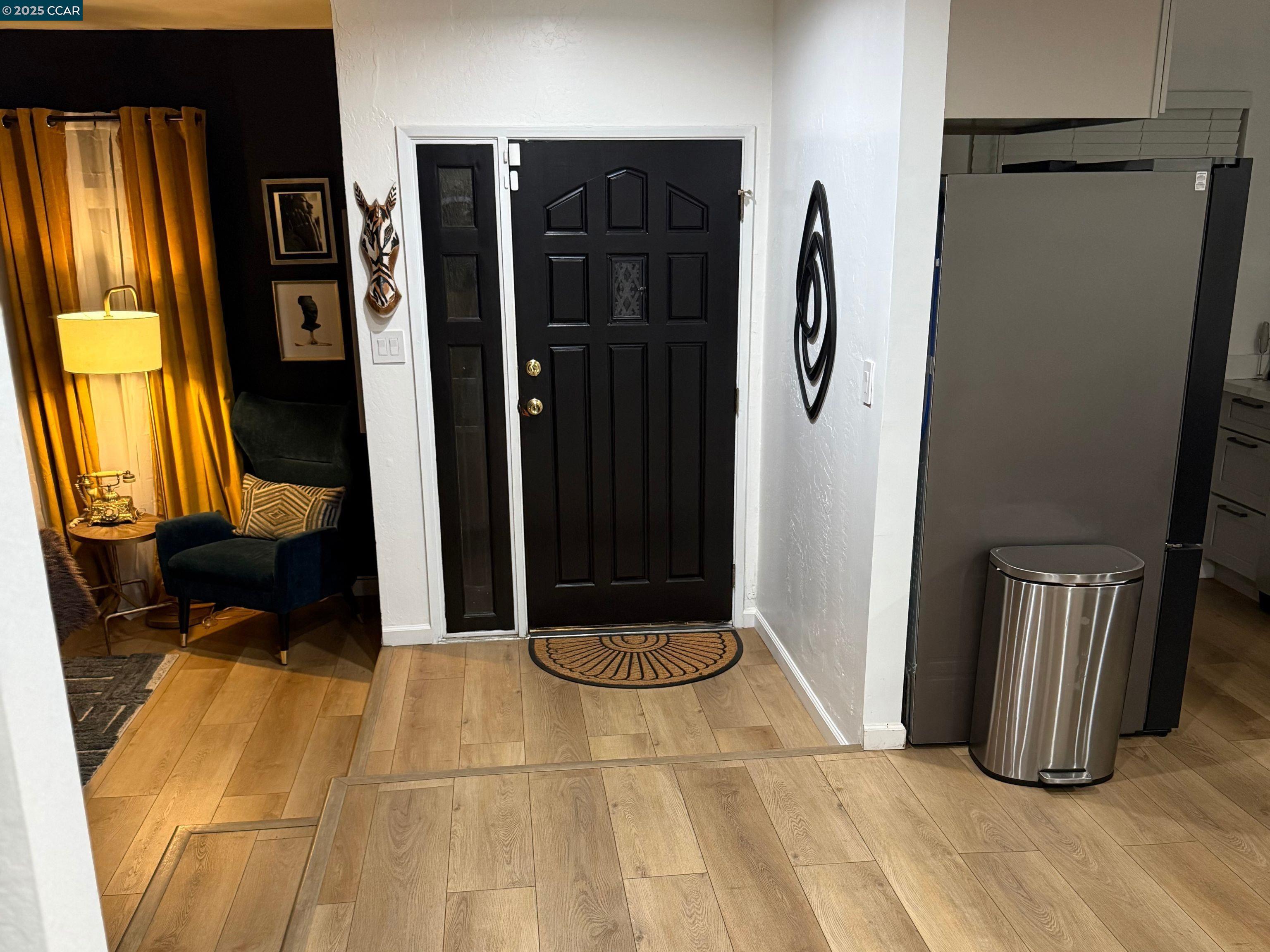 Detail Gallery Image 3 of 16 For 120 E Lake Drive, Antioch,  CA 94509 - 4 Beds | 2 Baths