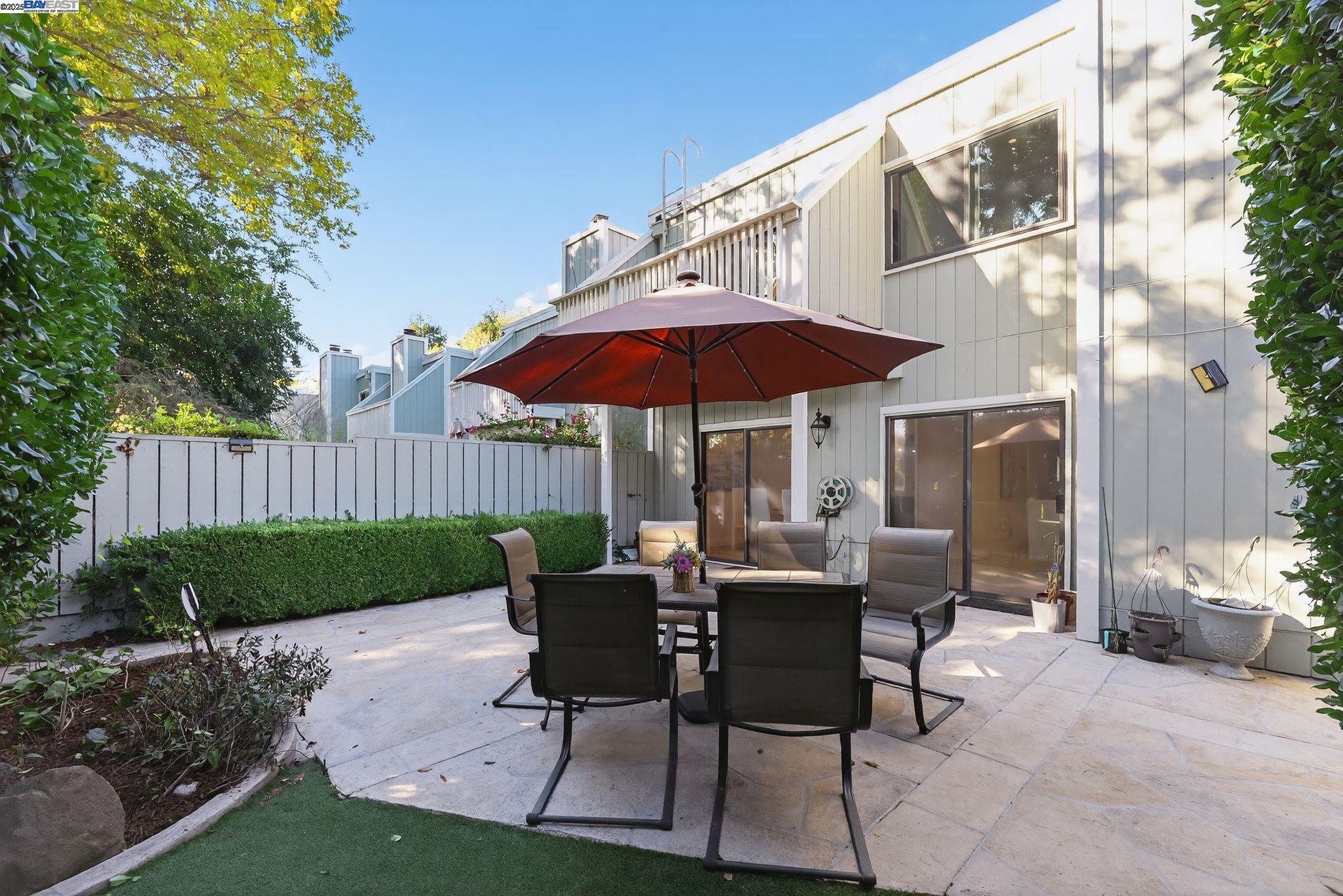 Detail Gallery Image 33 of 45 For 7210 Valley View Ct, Pleasanton,  CA 94588 - 4 Beds | 2/1 Baths