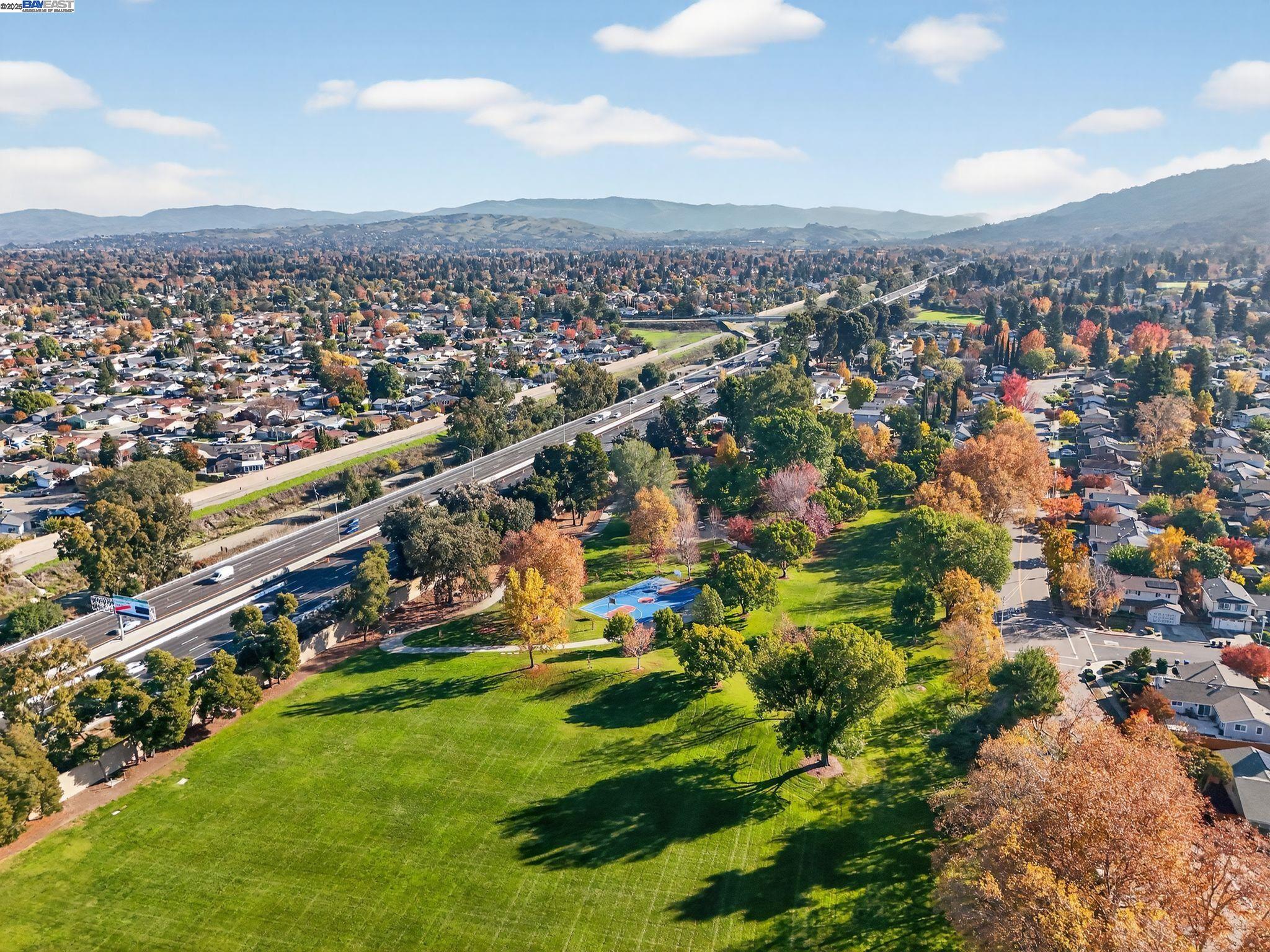 Detail Gallery Image 39 of 45 For 7210 Valley View Ct, Pleasanton,  CA 94588 - 4 Beds | 2/1 Baths