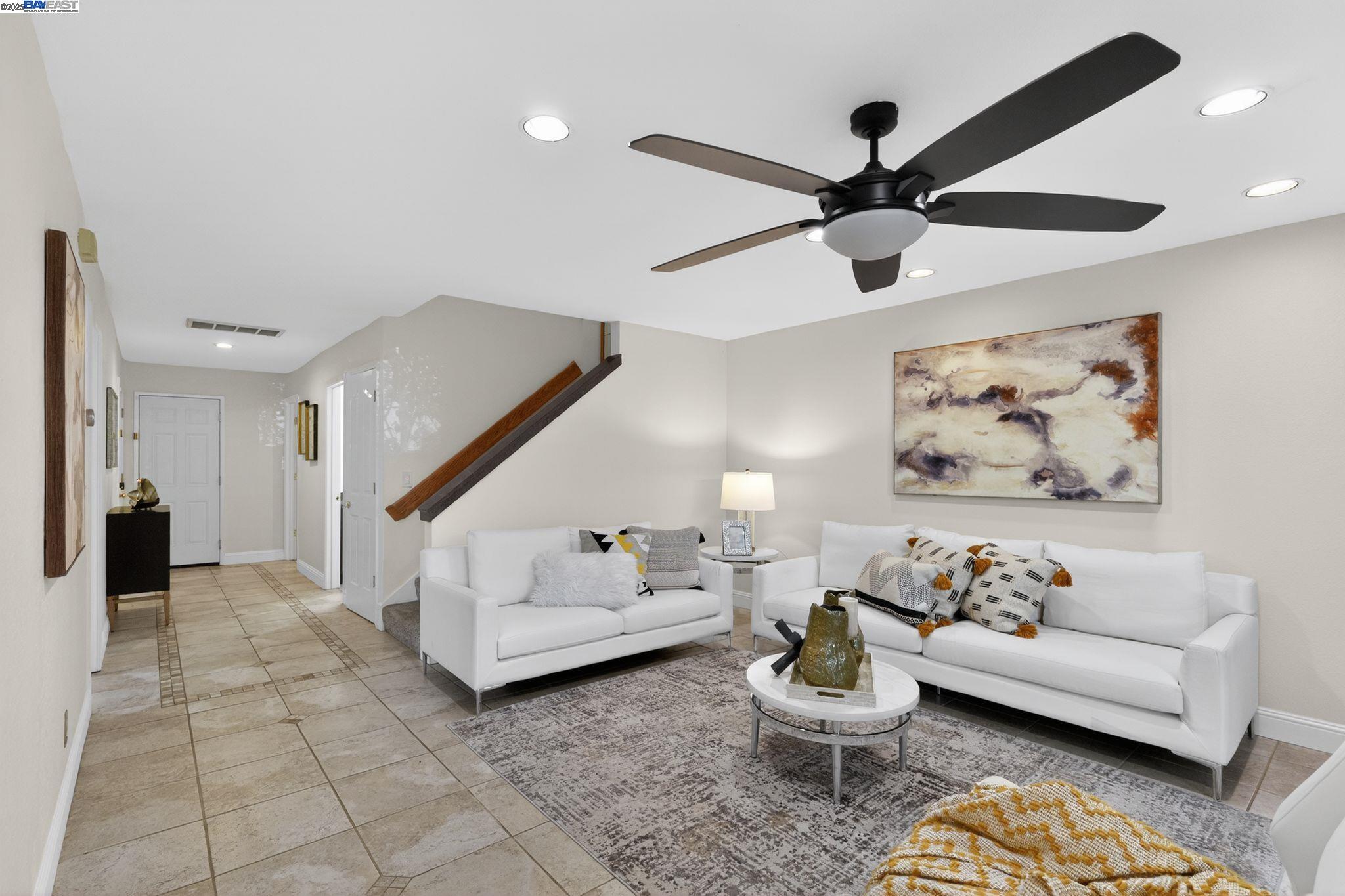 Detail Gallery Image 7 of 45 For 7210 Valley View Ct, Pleasanton,  CA 94588 - 4 Beds | 2/1 Baths