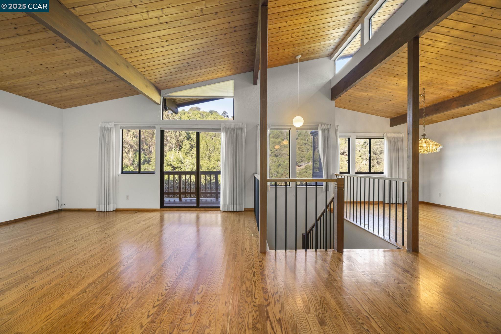 Detail Gallery Image 8 of 47 For 1383 Alvarado Rd, Berkeley,  CA 94705 - 4 Beds | 3/1 Baths