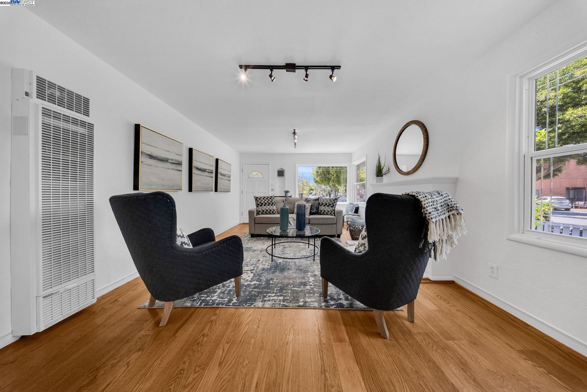 Detail Gallery Image 11 of 38 For 205 Julius Street, San Leandro,  CA 94577 - 2 Beds | 1 Baths