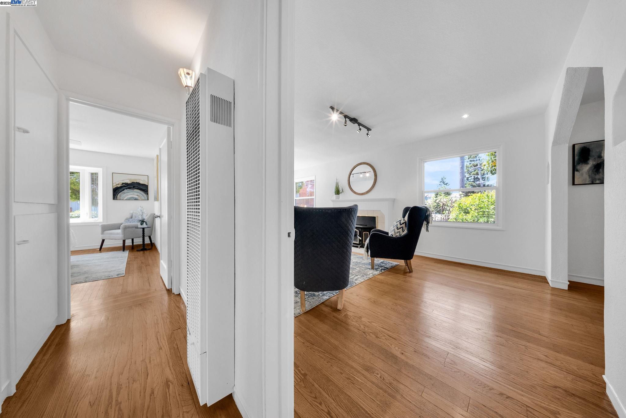 Detail Gallery Image 12 of 38 For 205 Julius Street, San Leandro,  CA 94577 - 2 Beds | 1 Baths