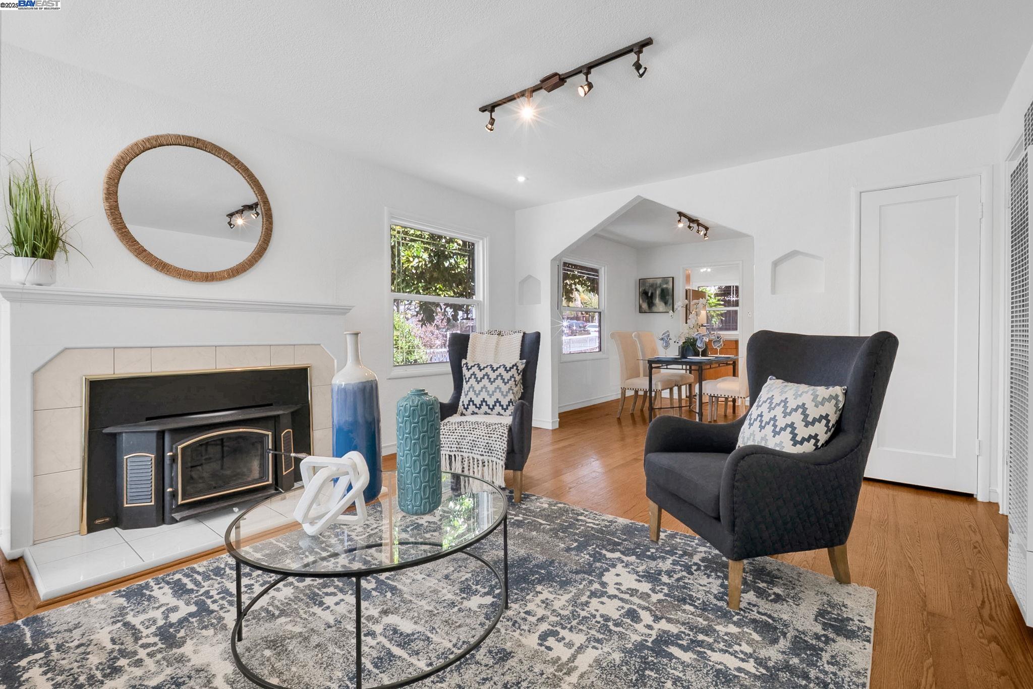 Detail Gallery Image 9 of 38 For 205 Julius Street, San Leandro,  CA 94577 - 2 Beds | 1 Baths