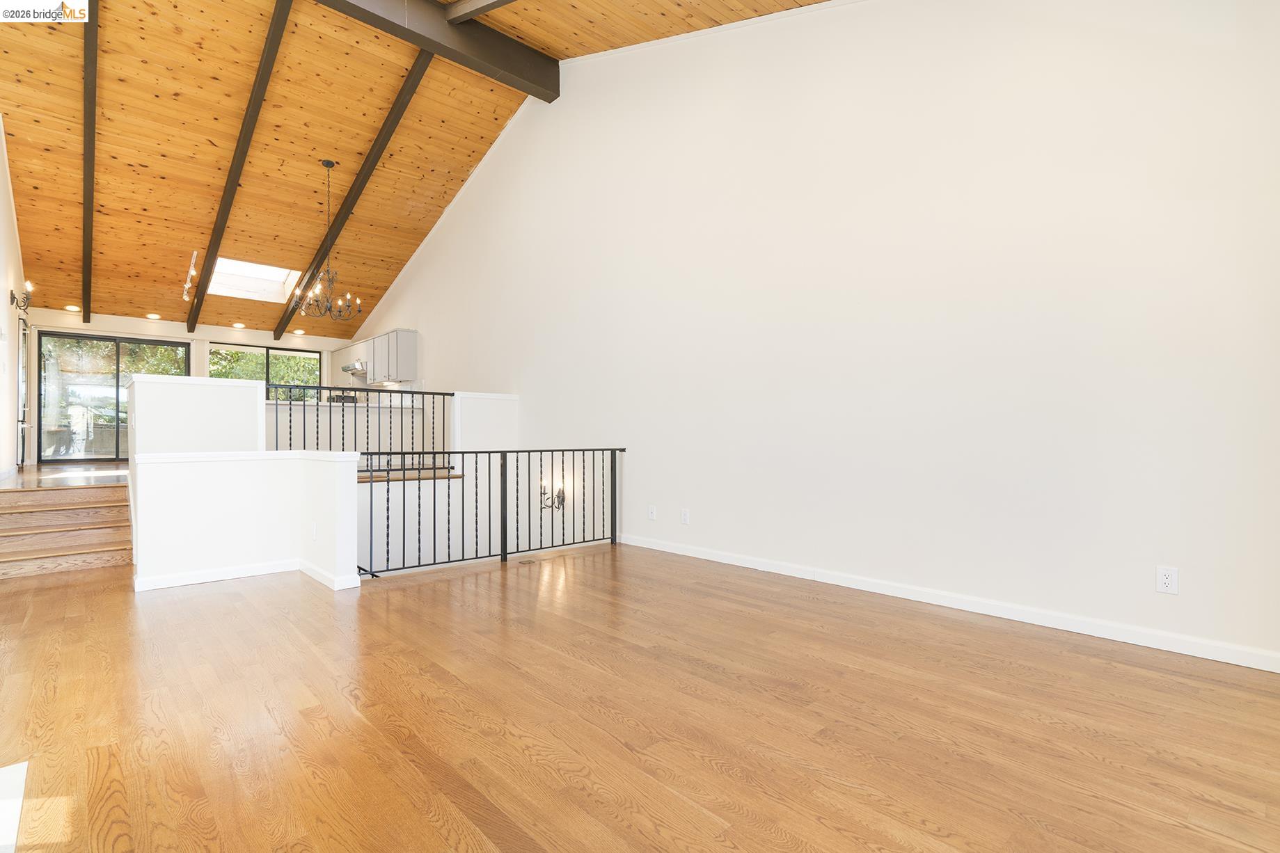 Photo #12: 41118667 Listing: Photo #12