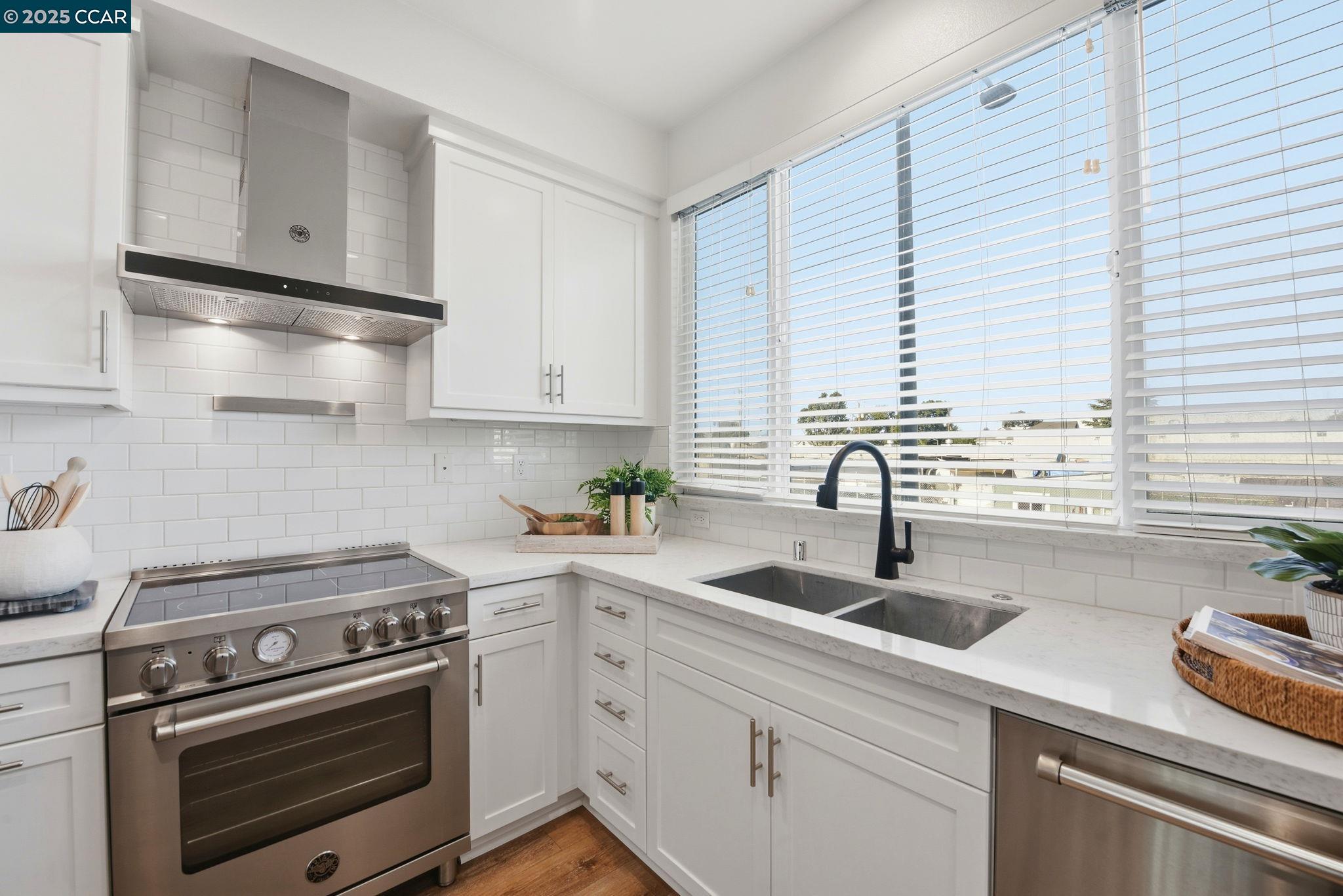 Photo #16: 41118695 Listing: Photo #16