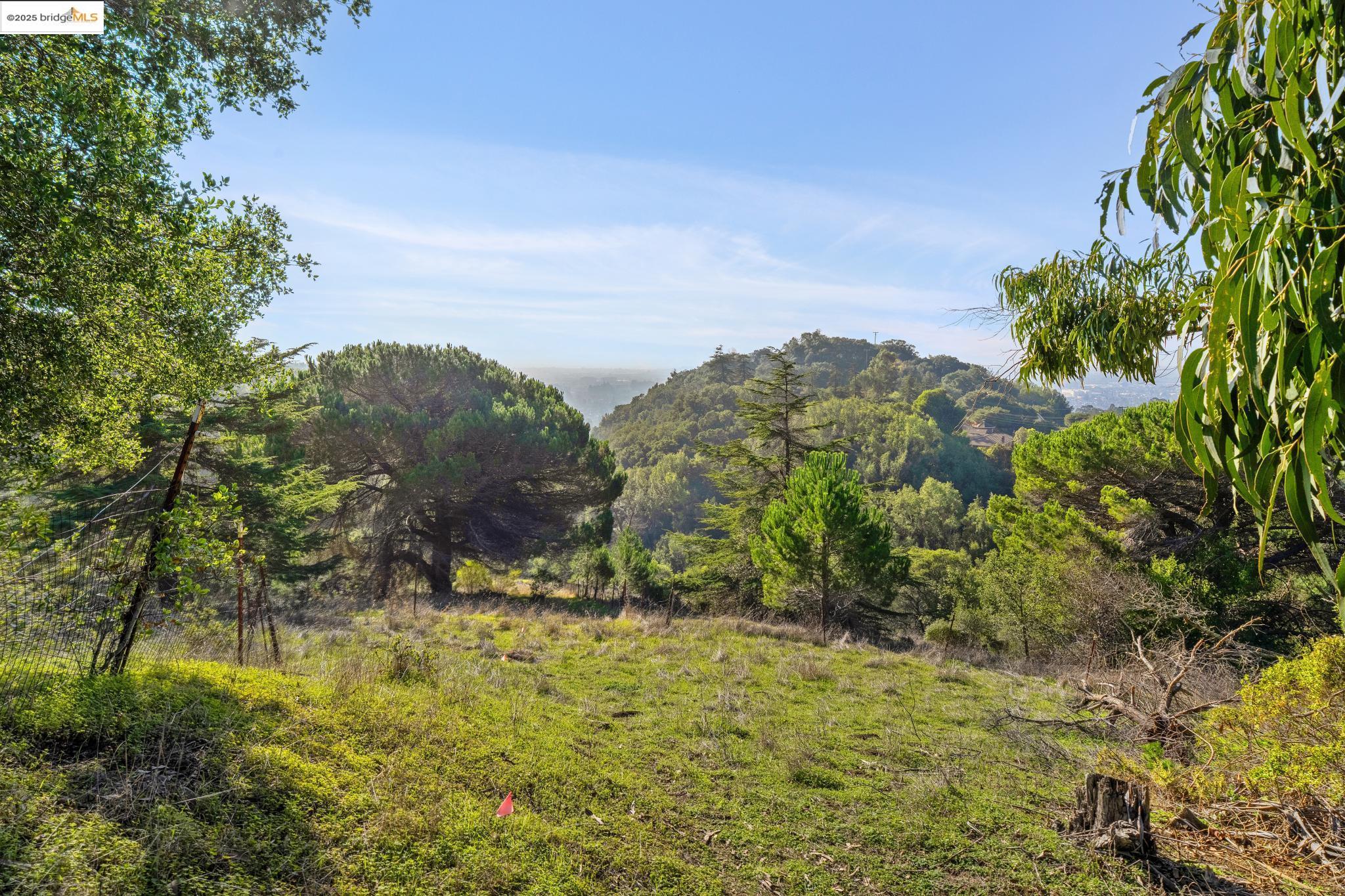 11330 Lochard St, Oakland, CA, 94605