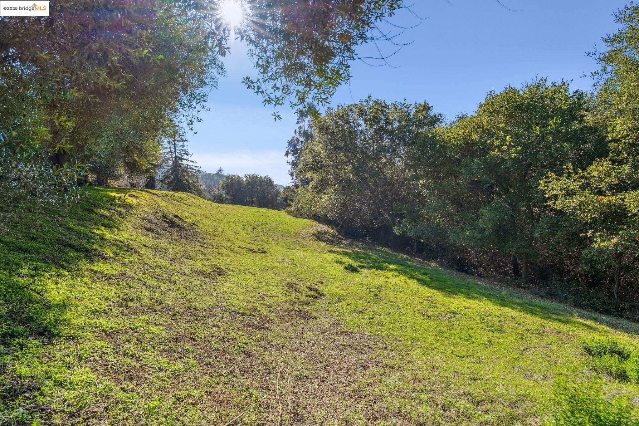 11330 Lochard St, Oakland, CA, 94605