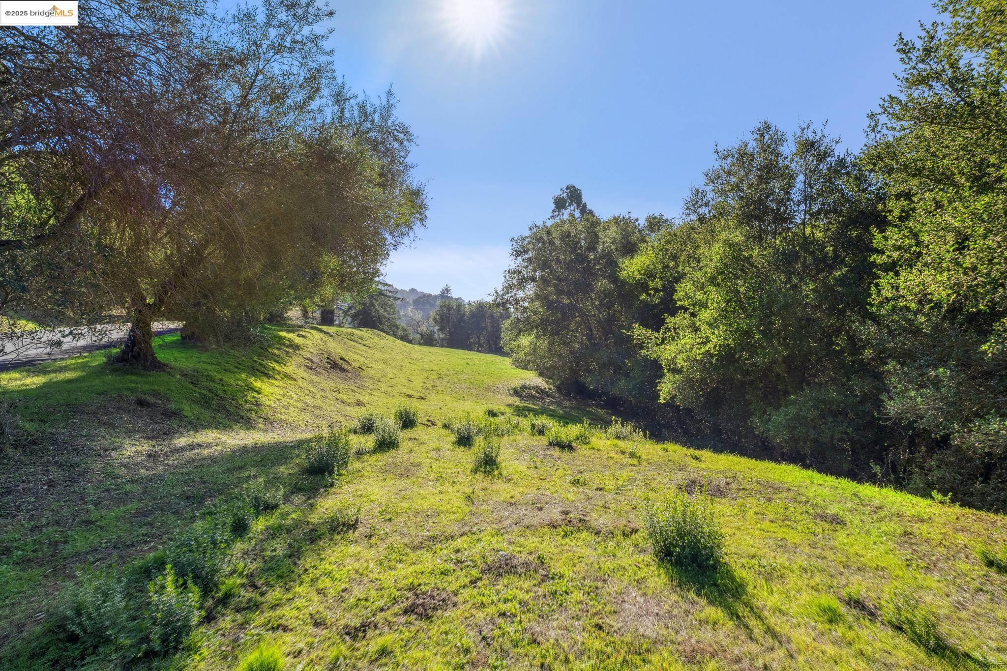 11330 Lochard St, Oakland, CA, 94605