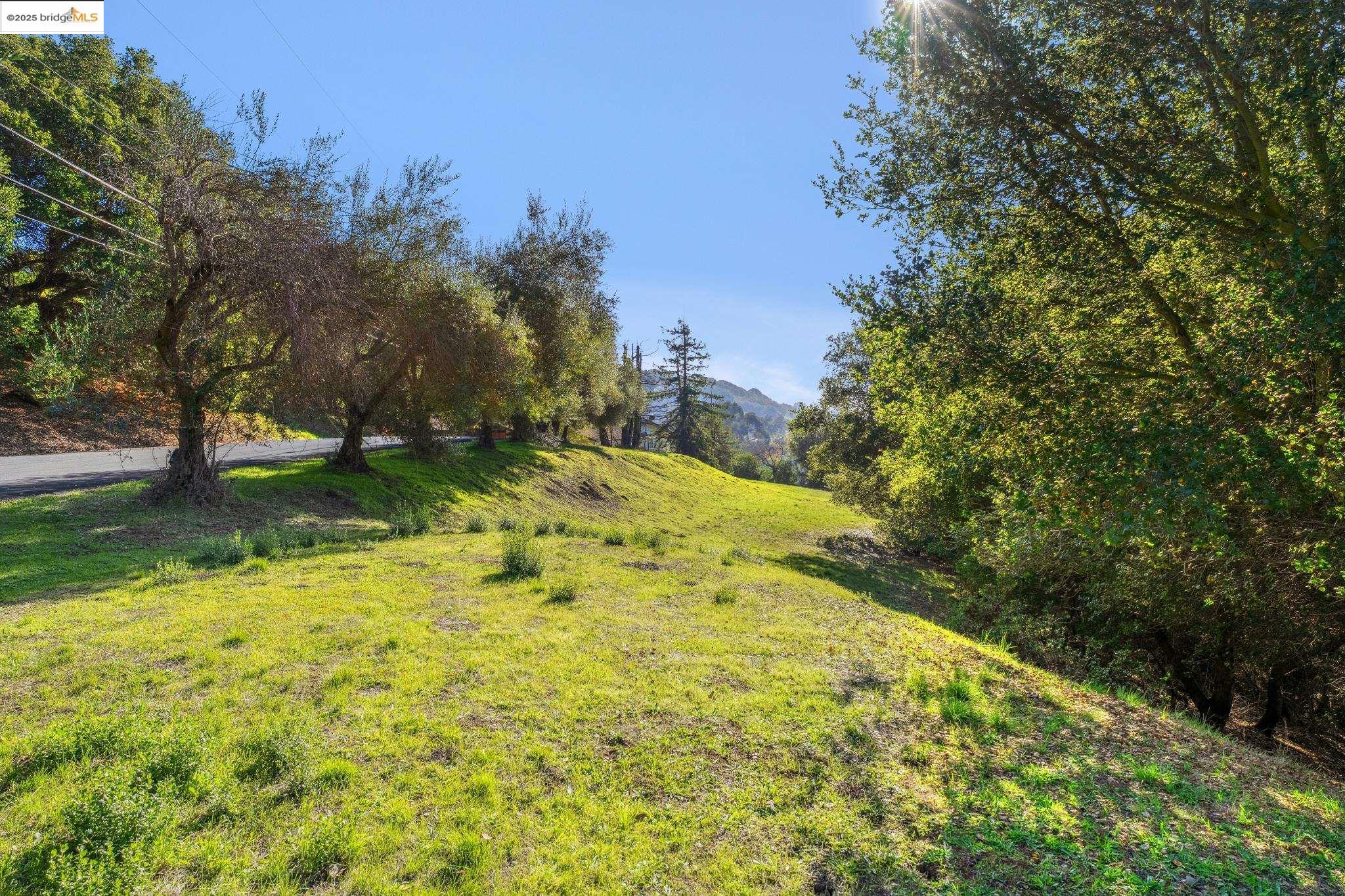 11330 Lochard St, Oakland, CA, 94605