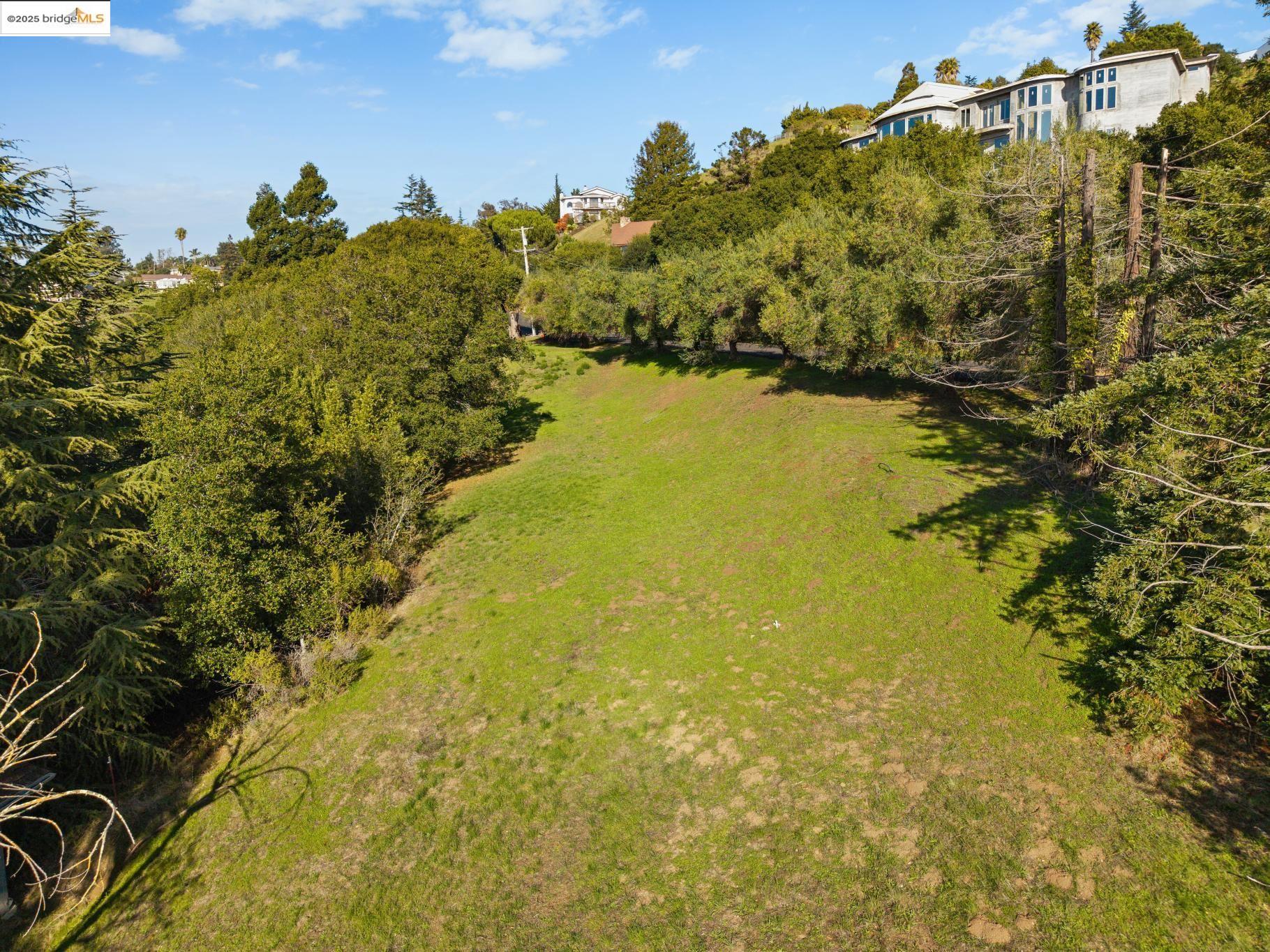 11330 Lochard St, Oakland, CA, 94605