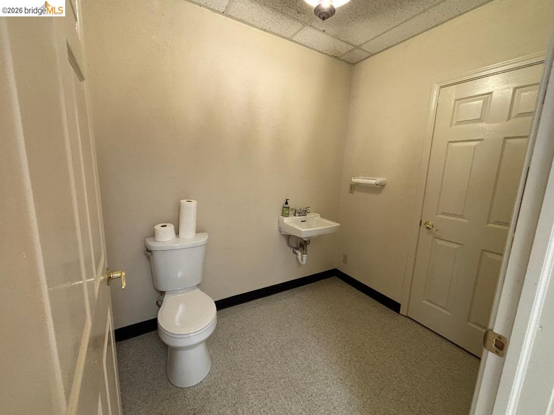 Detail Gallery Image 9 of 12 For 14538 Lolly Lane Suite #a & B, Sonora,  CA 95370 - – Beds | – Baths