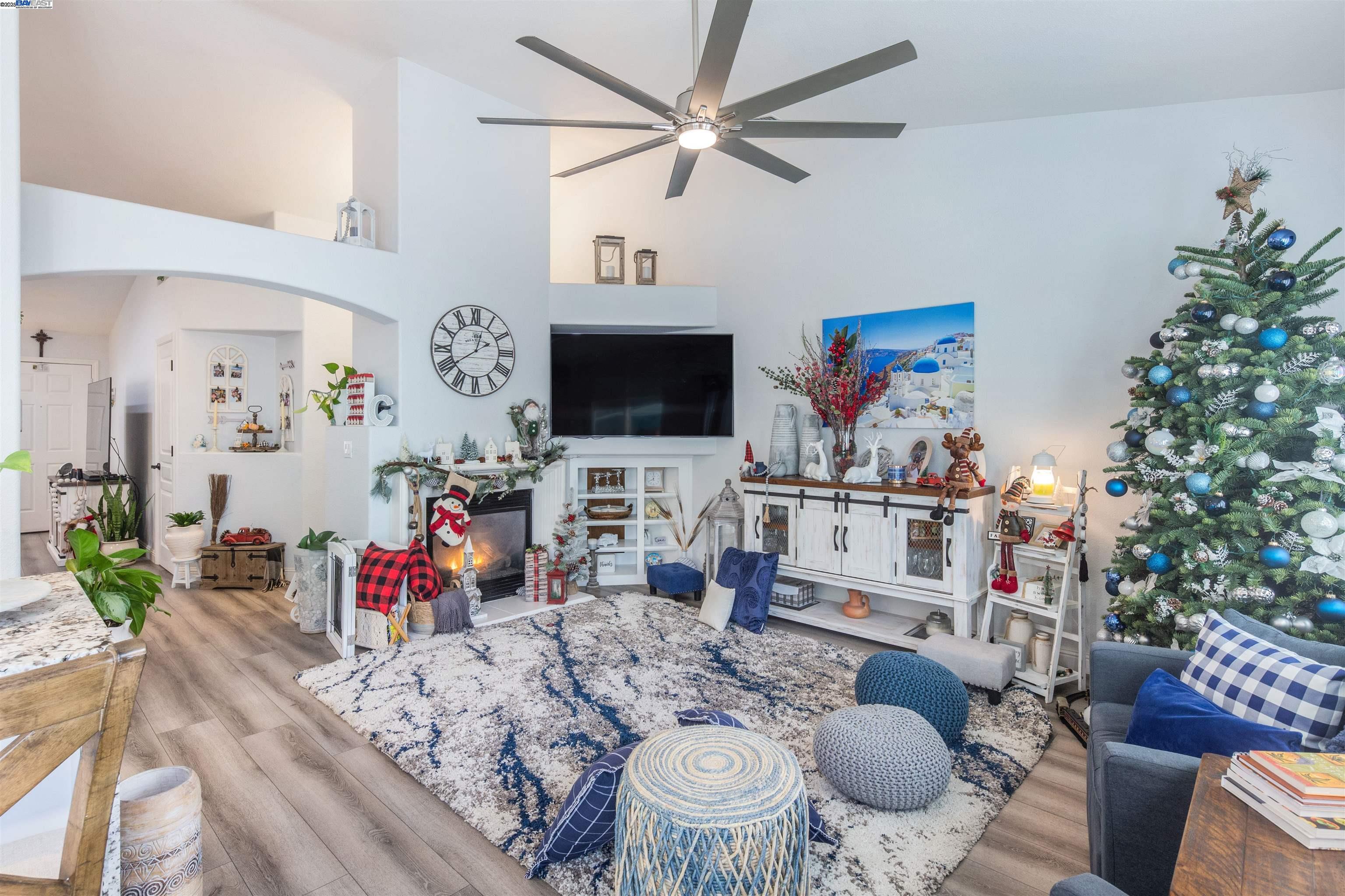 Detail Gallery Image 11 of 34 For 715 Bobcat Ln, Manteca,  CA 95336 - 4 Beds | 2 Baths