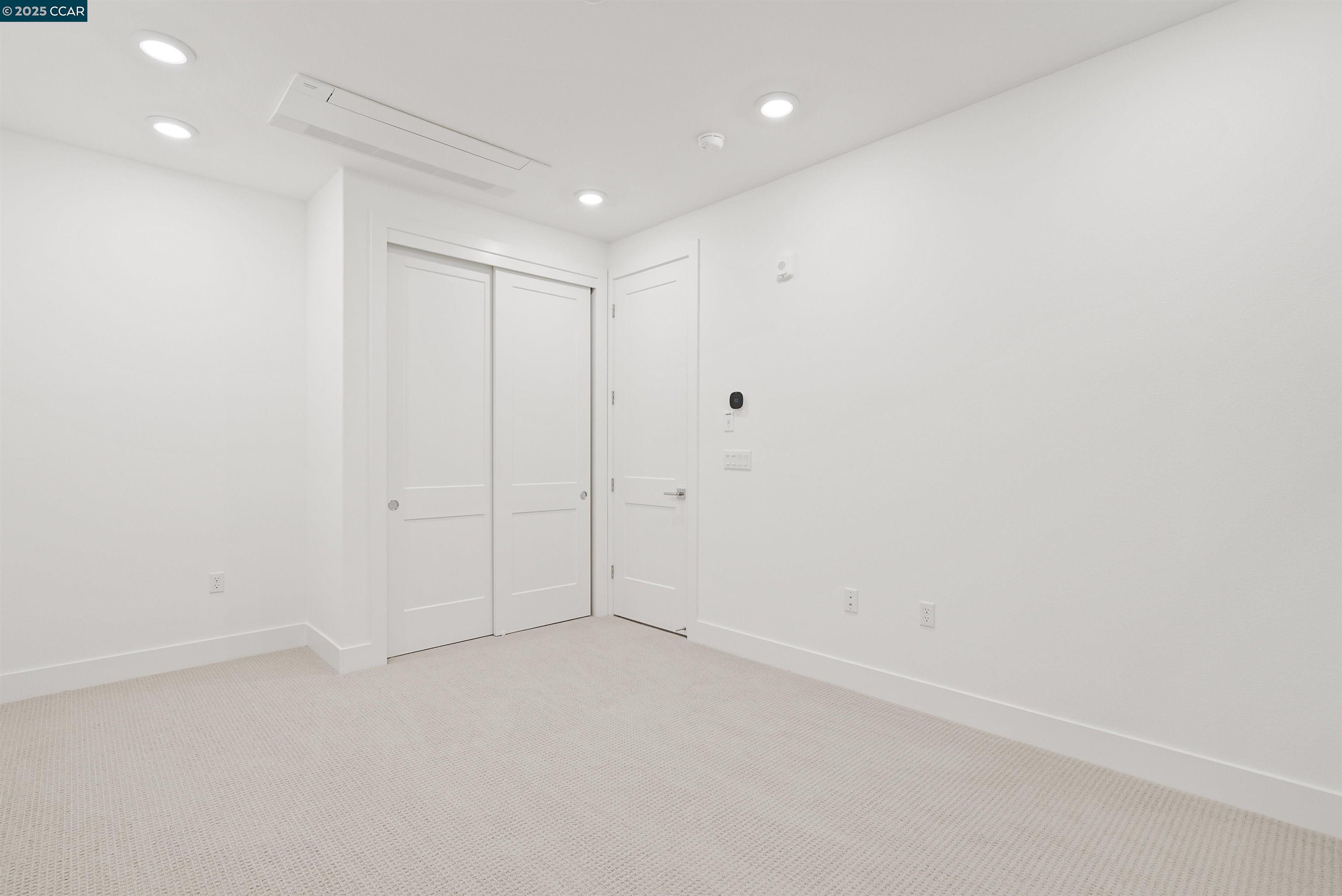 Detail Gallery Image 21 of 36 For 1102 Althea Terrace #4,  Sunnyvale,  CA 94086 - 4 Beds | 4 Baths