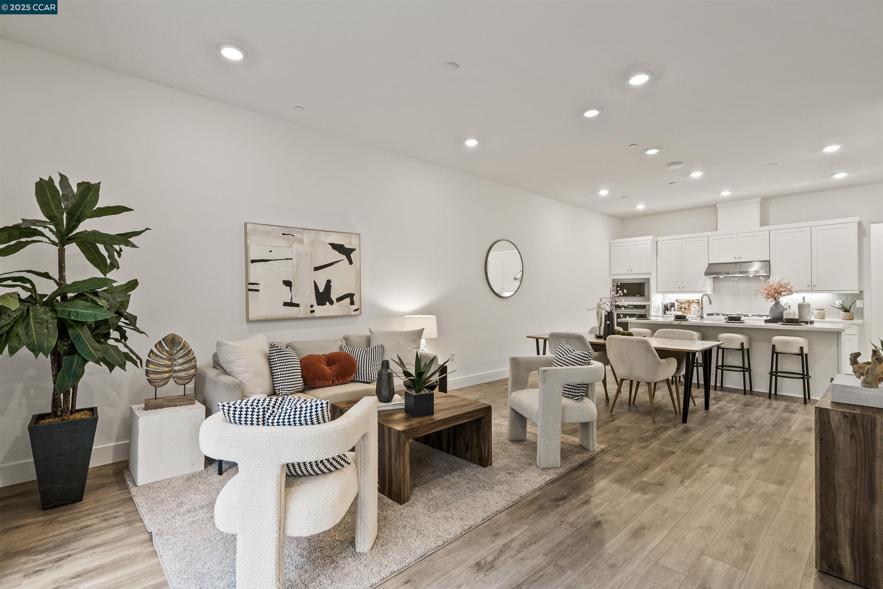 Detail Gallery Image 7 of 36 For 1102 Althea Terrace #4,  Sunnyvale,  CA 94086 - 4 Beds | 4 Baths