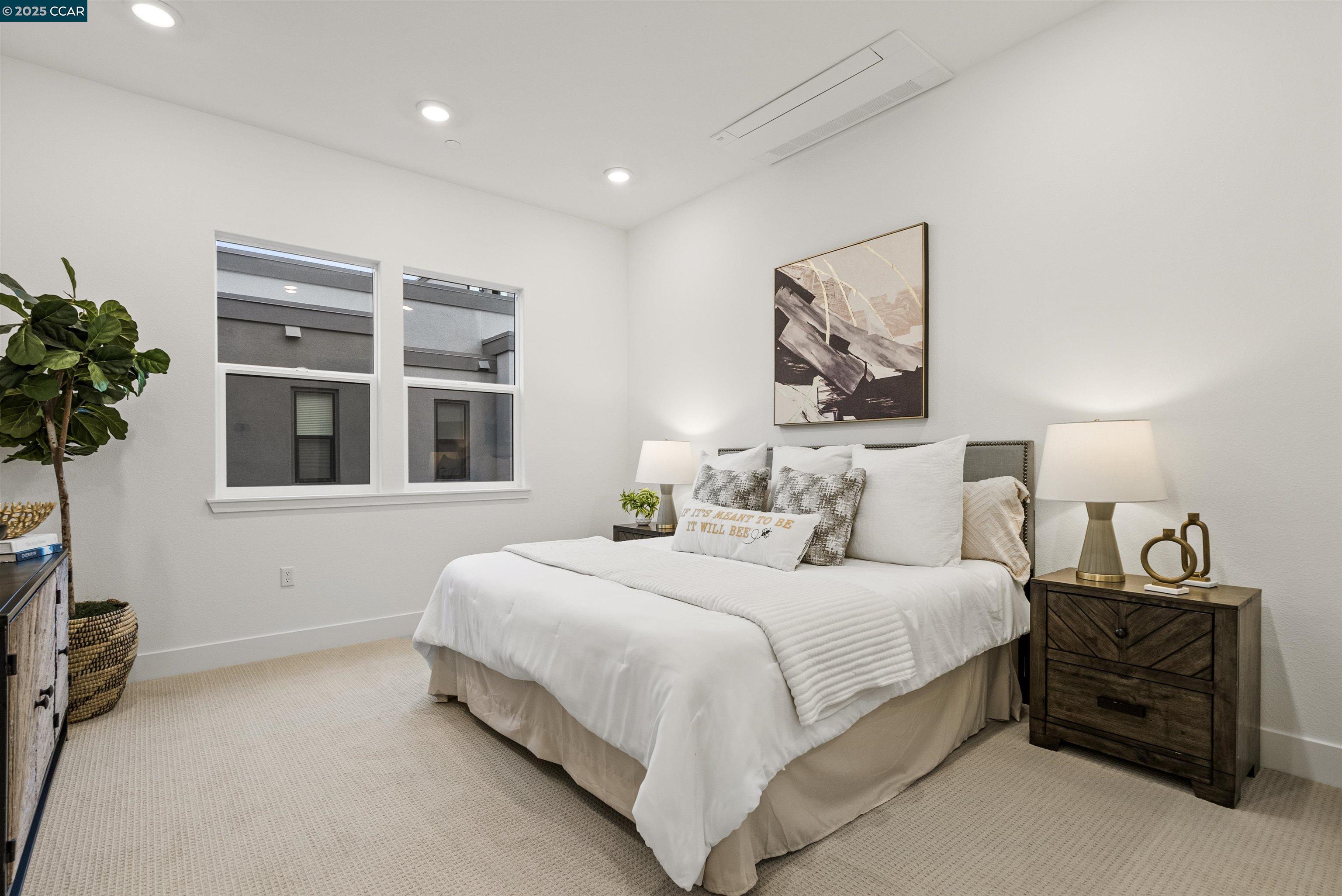 Detail Gallery Image 10 of 36 For 1102 Althea Terrace #4,  Sunnyvale,  CA 94086 - 4 Beds | 4 Baths