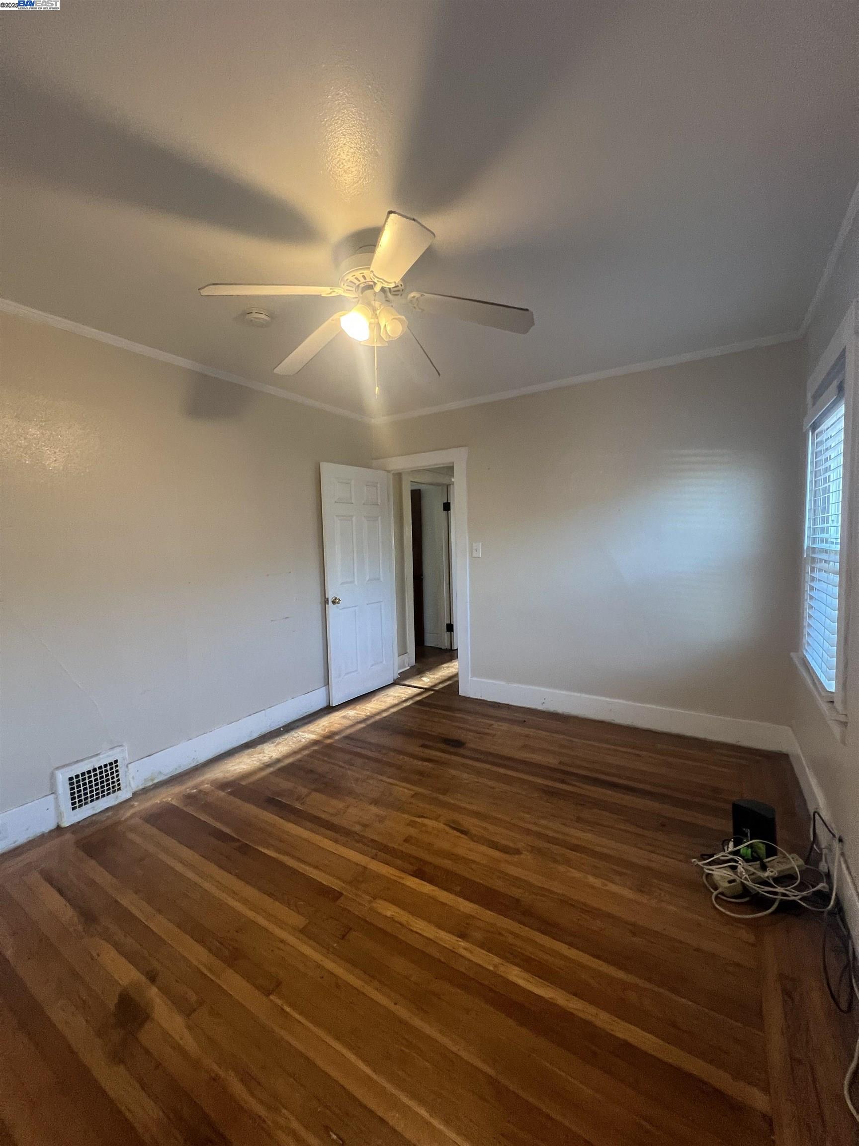 Detail Gallery Image 26 of 33 For 3720 Lyon Ave, Oakland,  CA 94601 - 3 Beds | 2 Baths