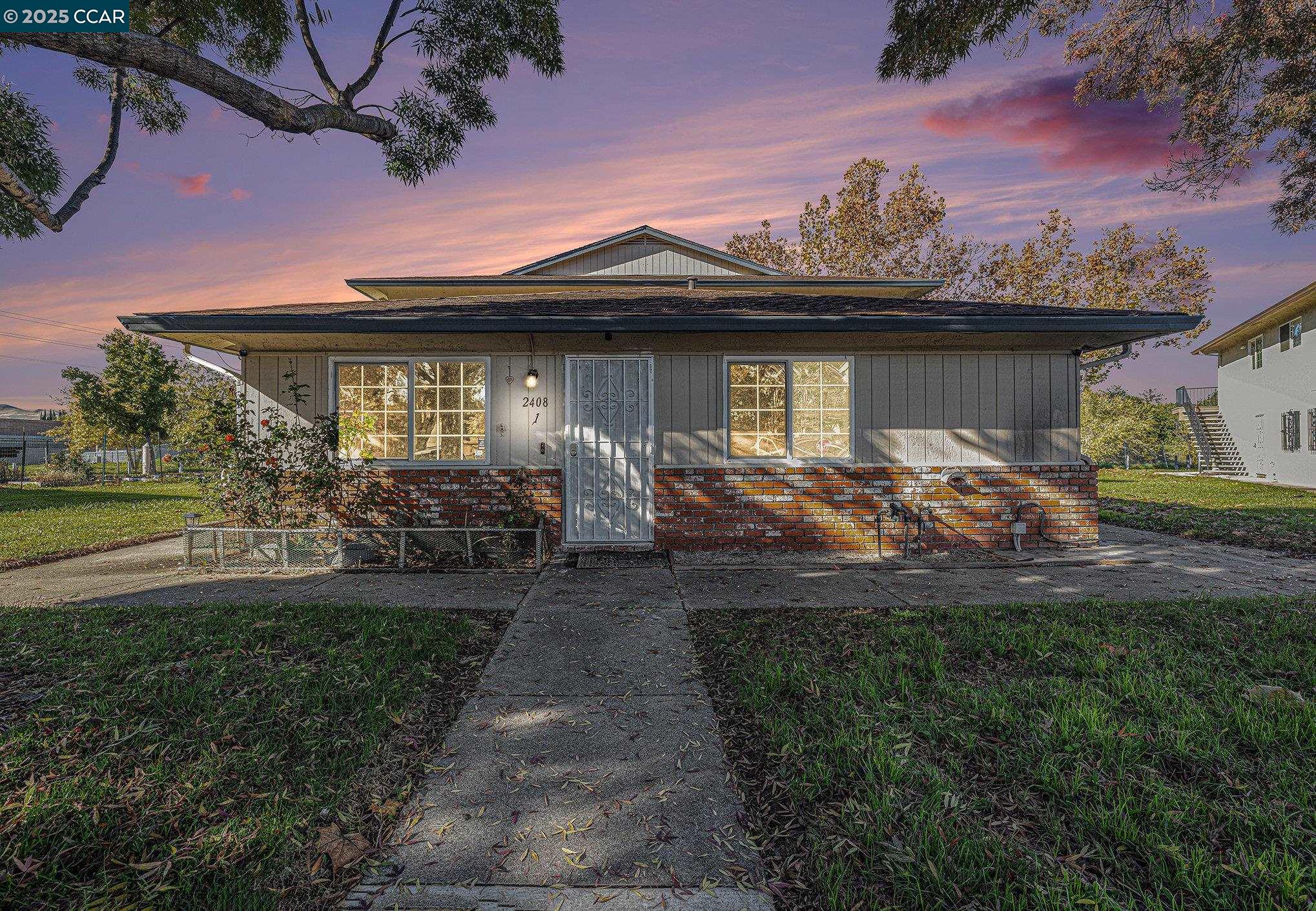 Detail Gallery Image 4 of 16 For 2408 Lemontree Ct #1,  Antioch,  CA 94509 - 2 Beds | 1 Baths