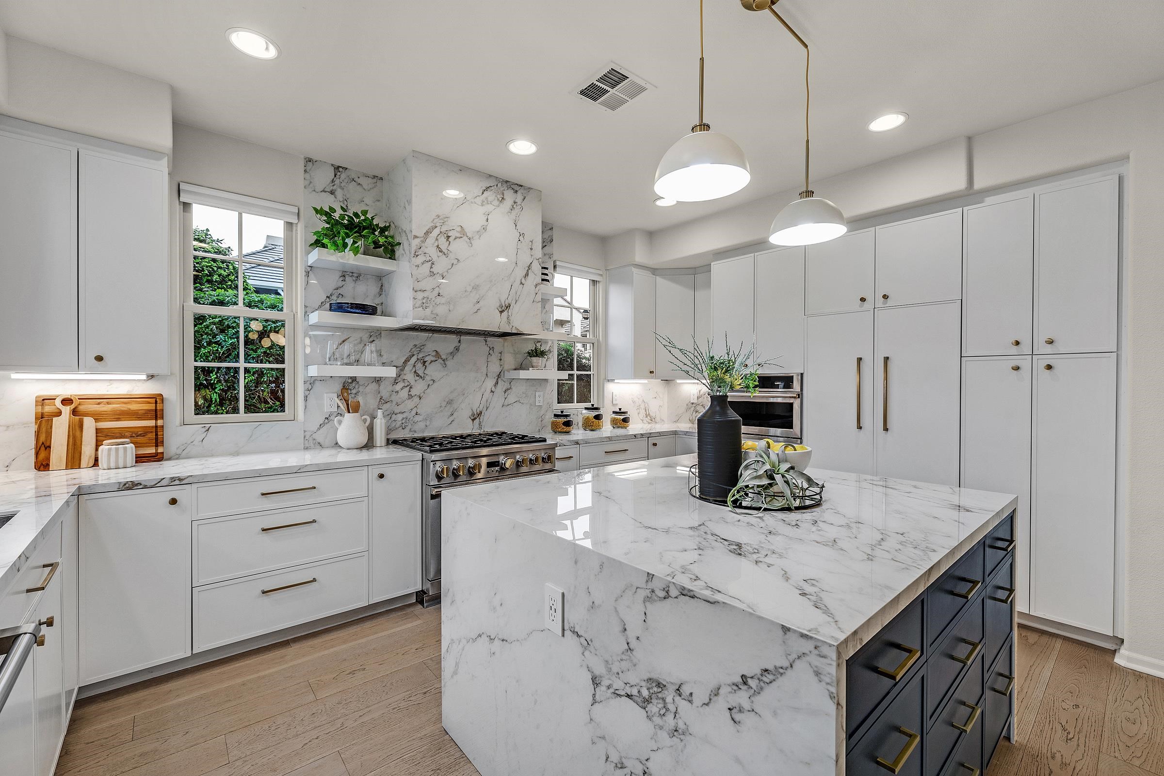 Front Image Thumbnail for BE41118870