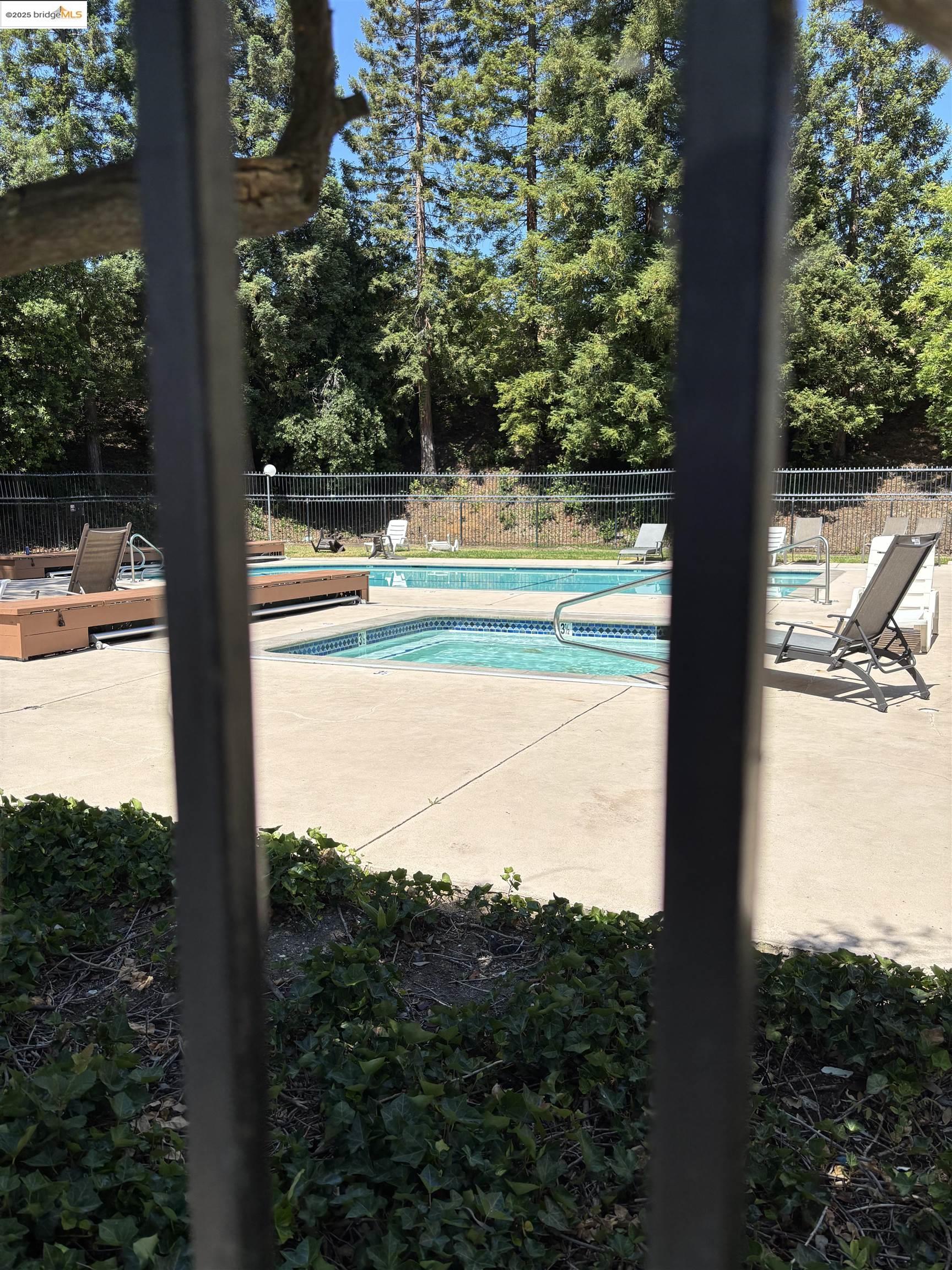 Photo #16: 41118894 Listing: Photo #16