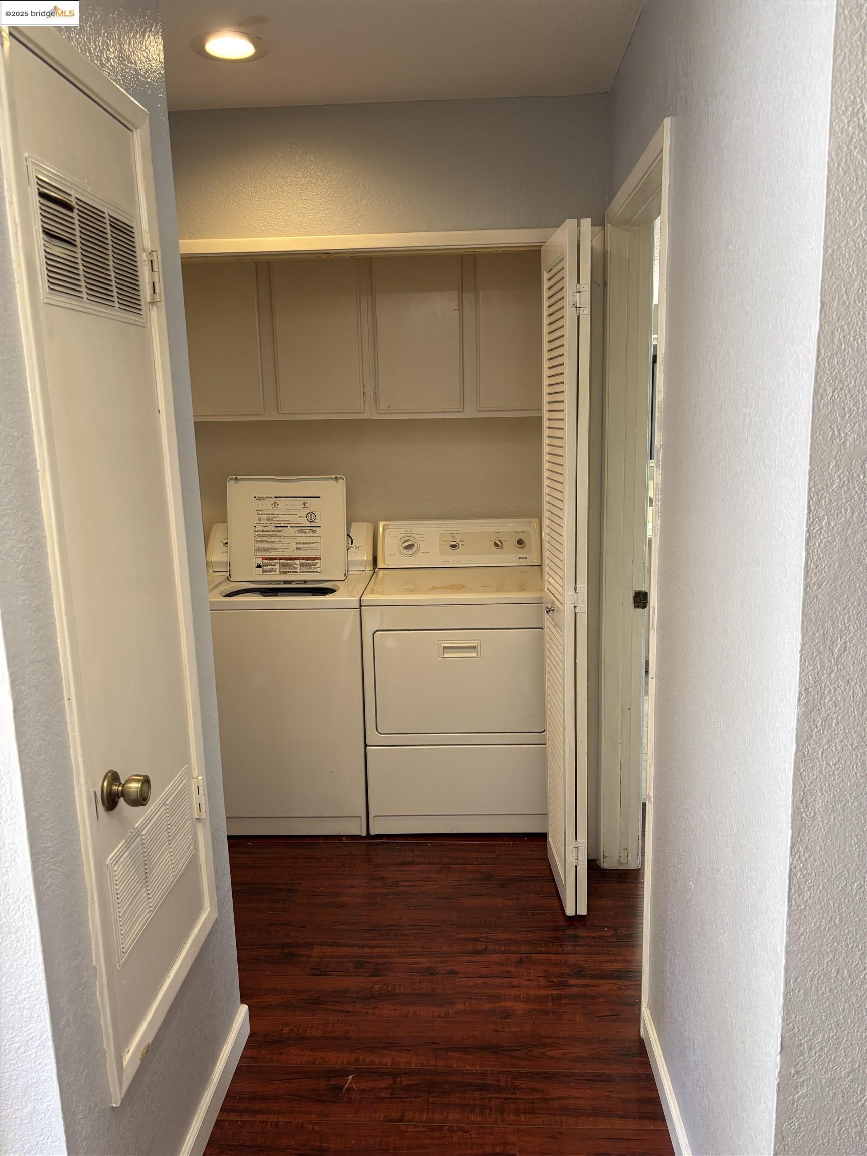 Photo #6: 41118894 Listing: Photo #6