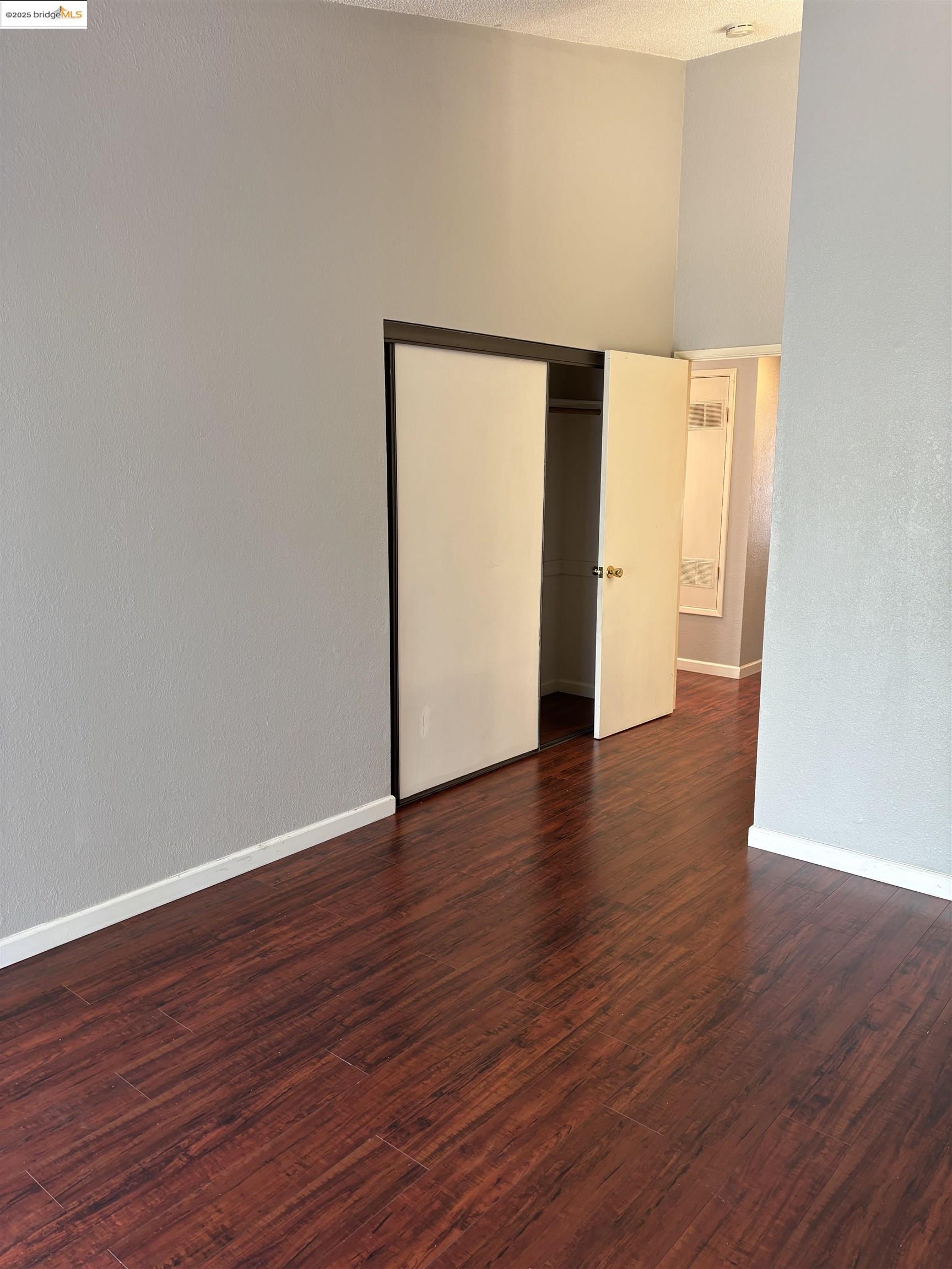 Photo #10: 41118894 Listing: Photo #10