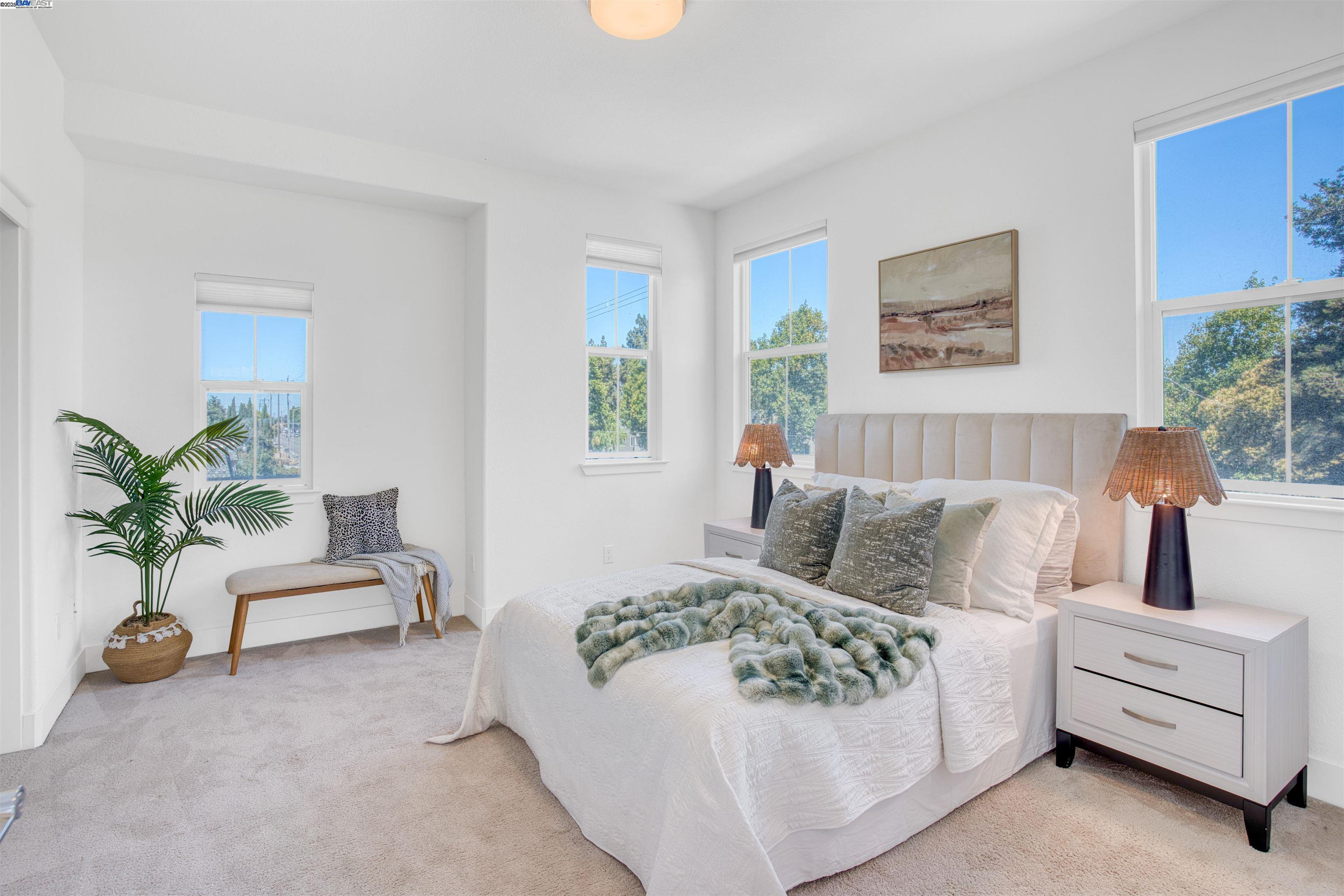 Detail Gallery Image 24 of 40 For 4015 Clydesdale Cmn, Fremont,  CA 94555 - 4 Beds | 4 Baths