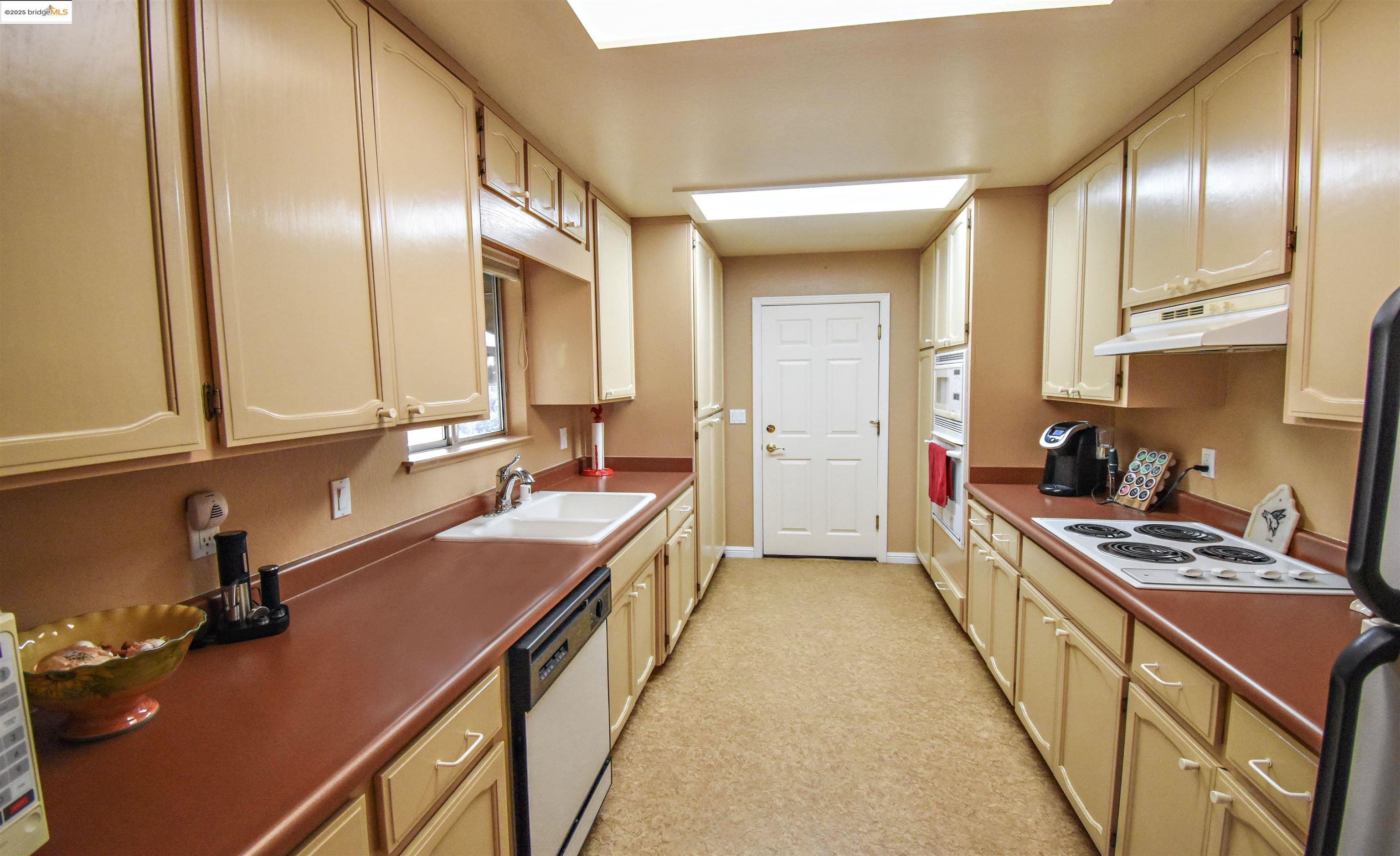 20887 Big Foot Ct, Groveland CA 95321 — photo 12