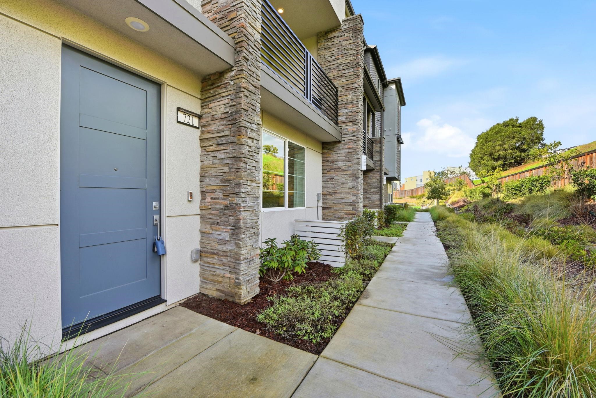 Photo #1: 41118945 Listing: Photo #1