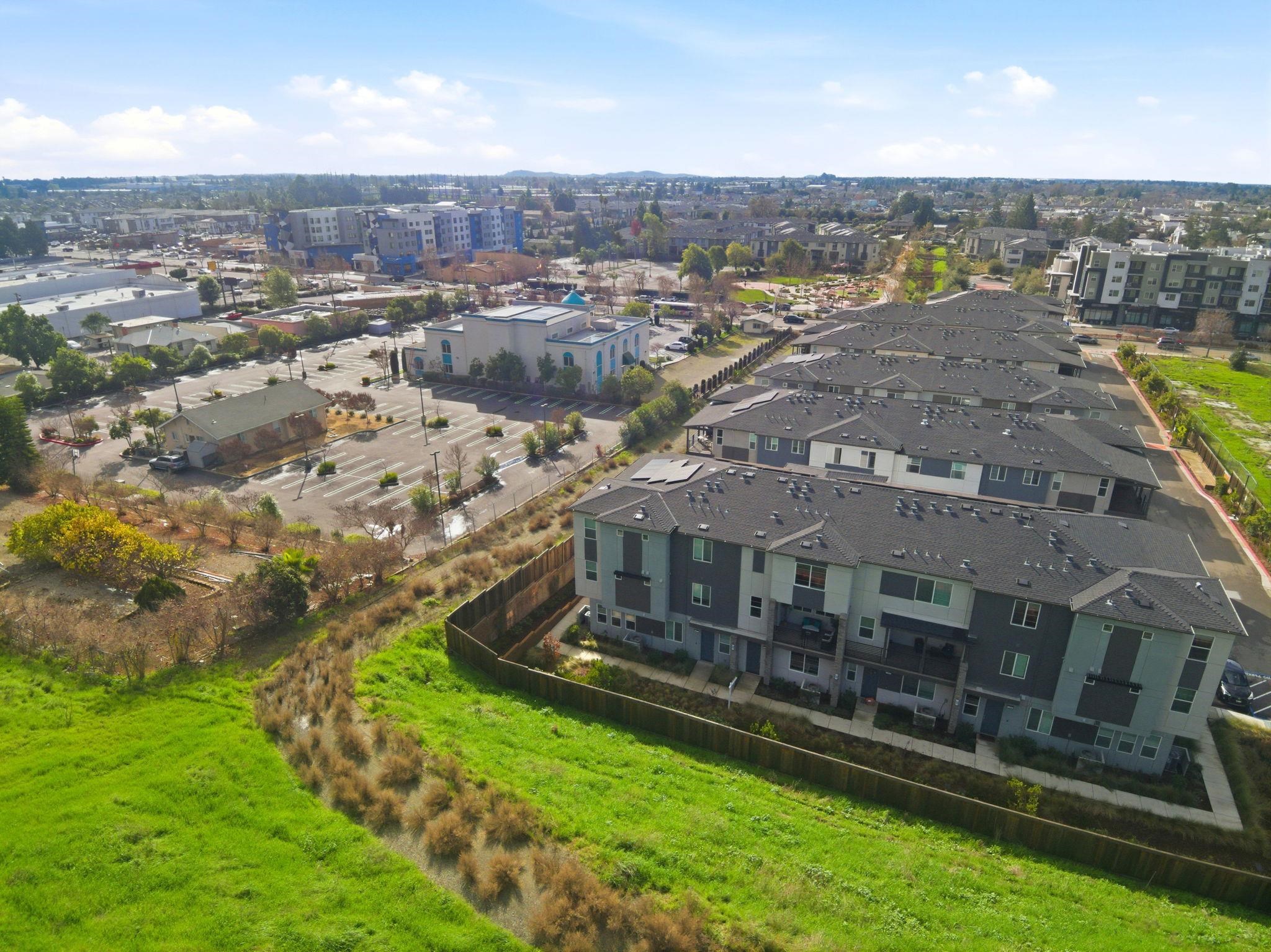 Detail Gallery Image 4 of 51 For 721 Delve Ct, Hayward,  CA 94544 - 4 Beds | 3/1 Baths