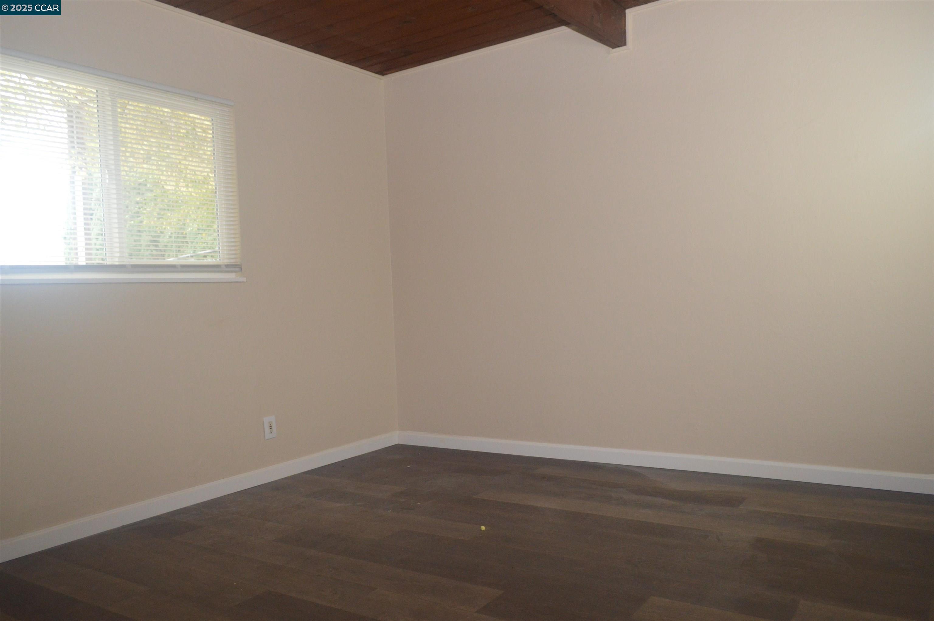 Detail Gallery Image 15 of 23 For 43 Bay Dr, Bay Point,  CA 94565 - 3 Beds | 1 Baths