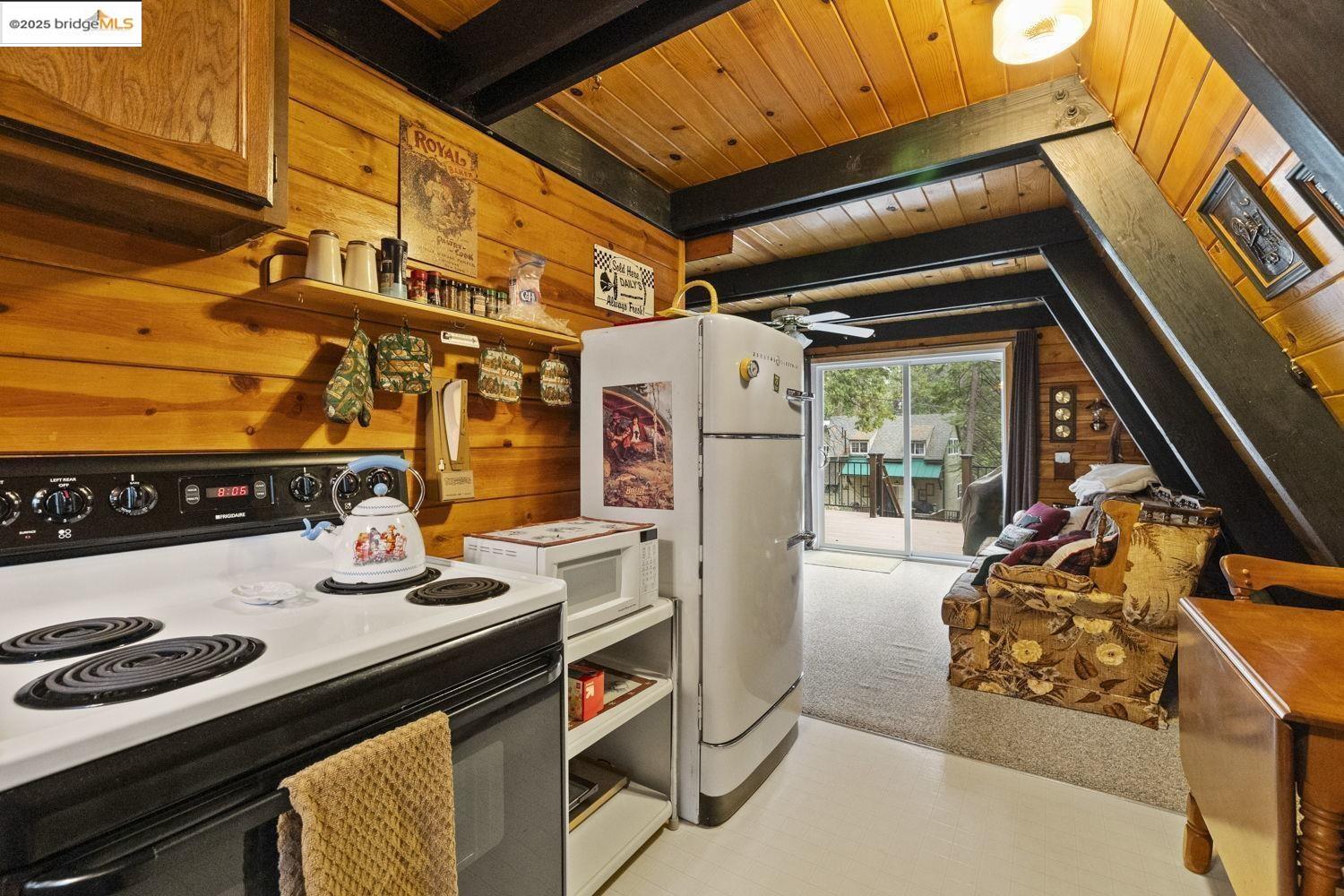 Detail Gallery Image 11 of 38 For 25728 Upper Scenic Dr, Long Barn,  CA 95335 - 1 Beds | 1 Baths