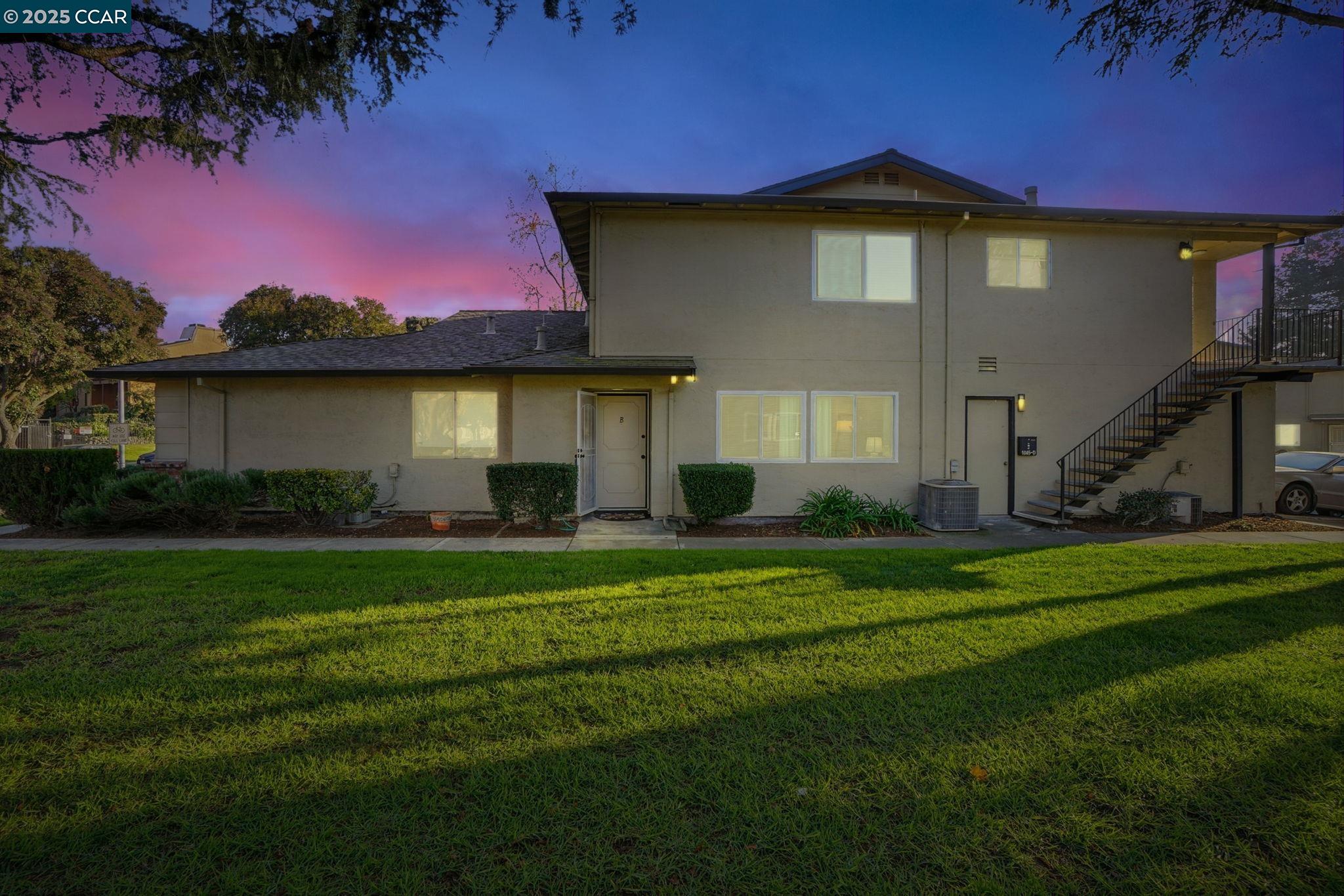 Detail Gallery Image 21 of 31 For 1045 Mohr Ln #B,  Concord,  CA 94518 - 2 Beds | 1/1 Baths