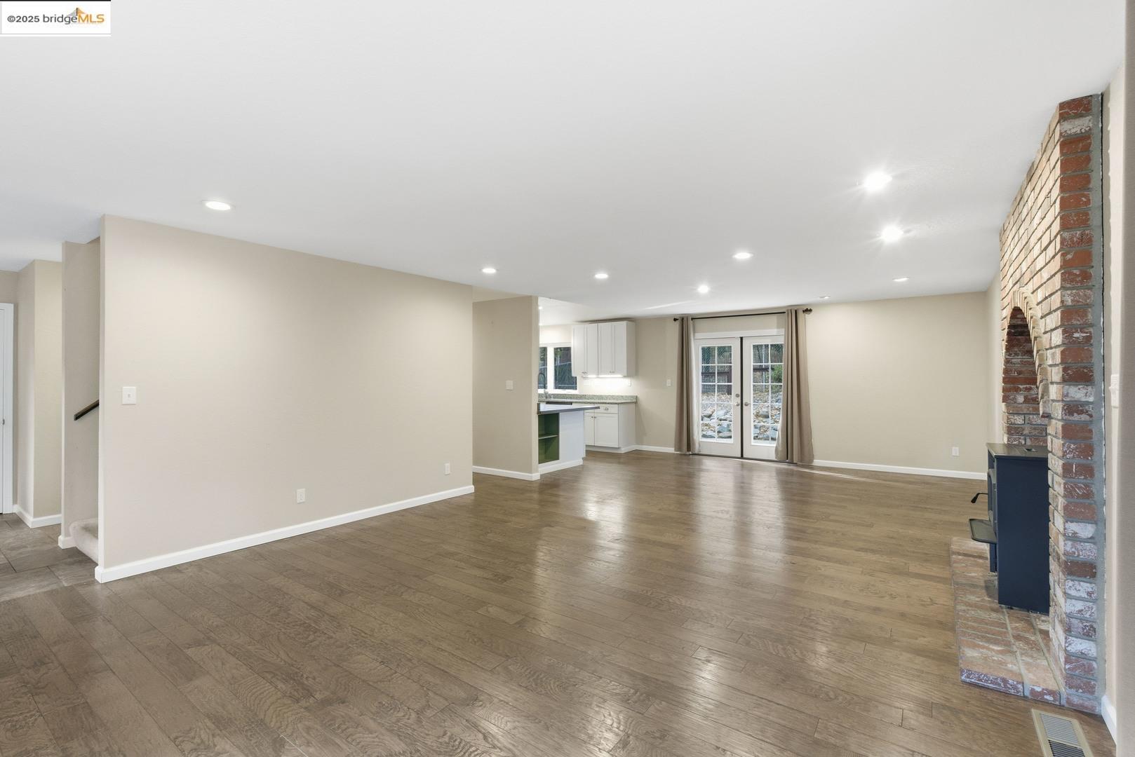 Detail Gallery Image 11 of 50 For 2136 Silver Dr, Arnold,  CA 95223 - 3 Beds | 2/1 Baths