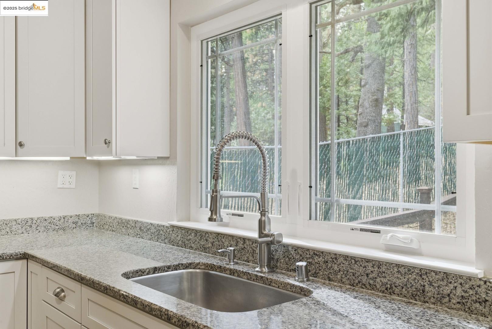 Detail Gallery Image 28 of 50 For 2136 Silver Dr, Arnold,  CA 95223 - 3 Beds | 2/1 Baths