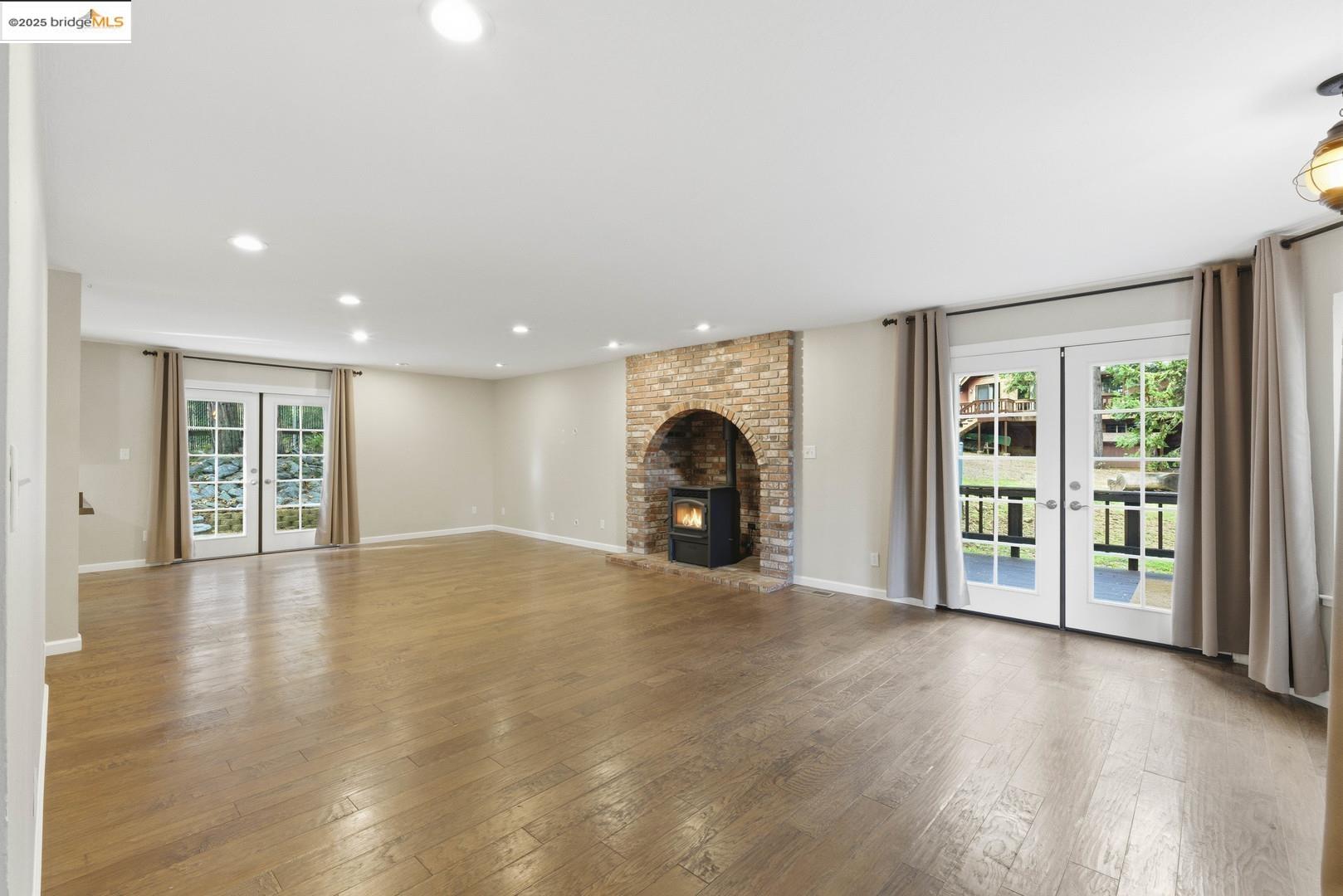 Detail Gallery Image 8 of 51 For 2136 Silver Drive, Arnold,  CA 95223 - 3 Beds | 2/1 Baths