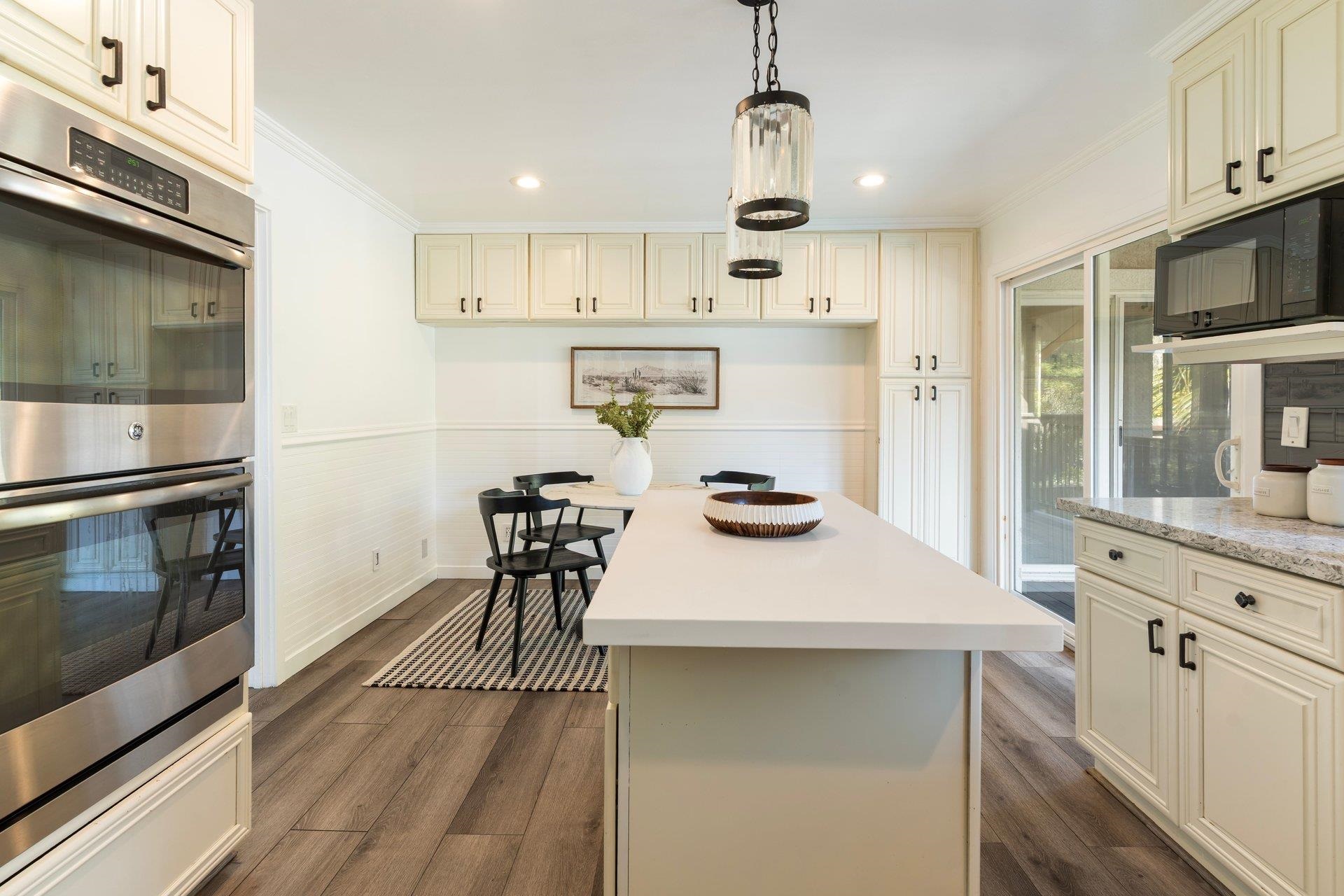 Detail Gallery Image 14 of 50 For 27912 Farm Hill Dr, Hayward,  CA 94542 - 6 Beds | 3 Baths