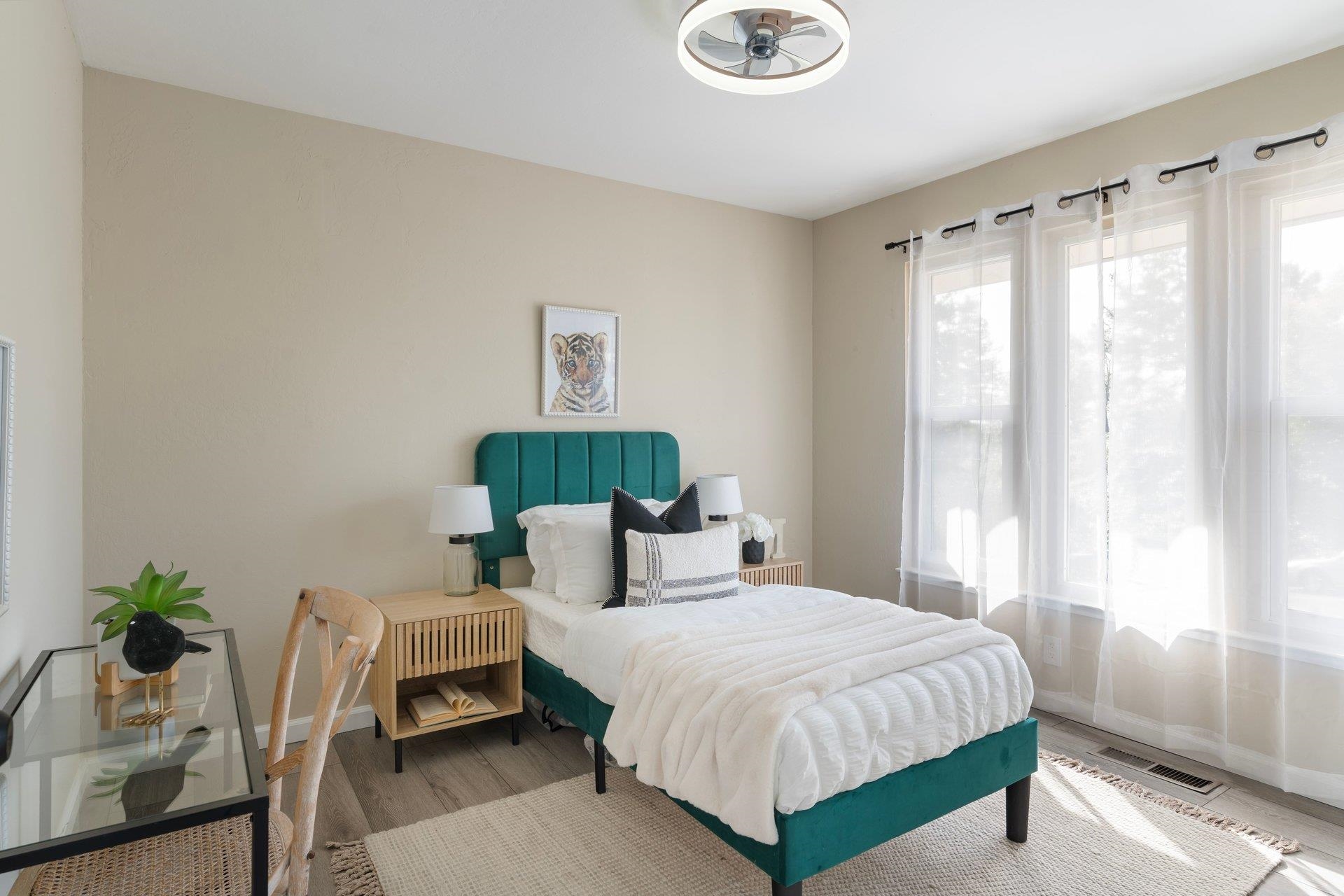 Detail Gallery Image 22 of 50 For 27912 Farm Hill Dr, Hayward,  CA 94542 - 6 Beds | 3 Baths