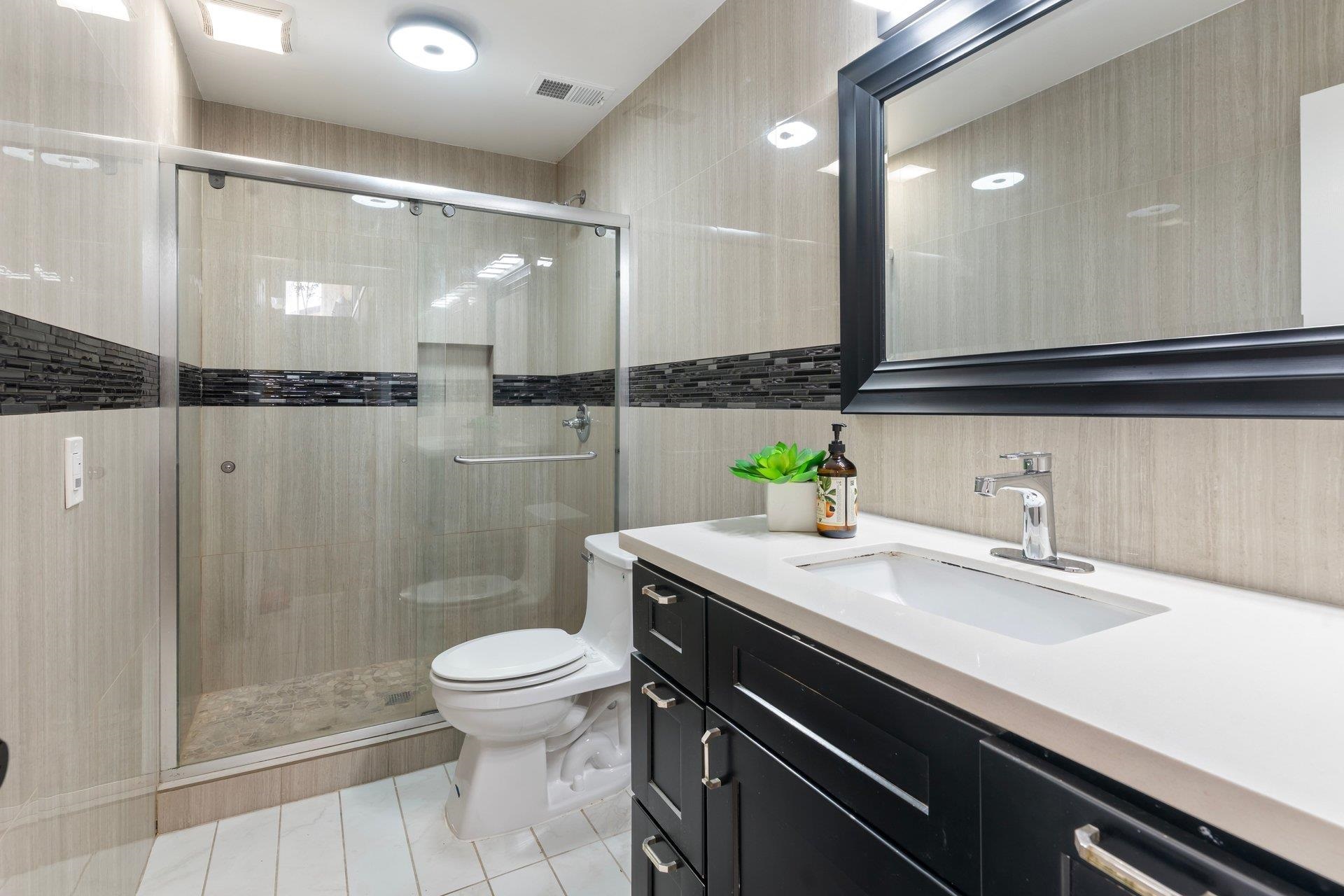 Detail Gallery Image 28 of 50 For 27912 Farm Hill Dr, Hayward,  CA 94542 - 6 Beds | 3 Baths