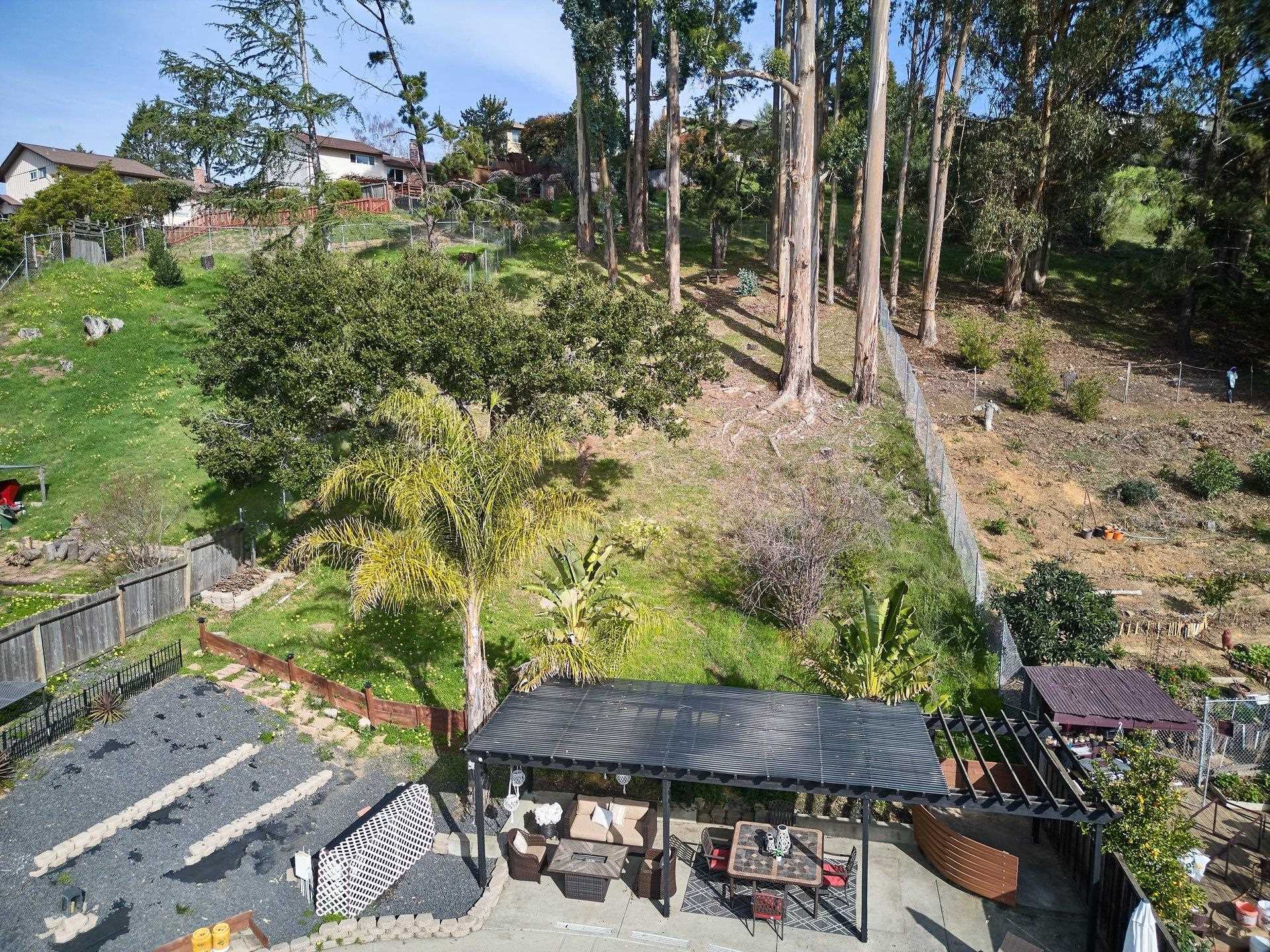 Detail Gallery Image 46 of 50 For 27912 Farm Hill Dr, Hayward,  CA 94542 - 6 Beds | 3 Baths