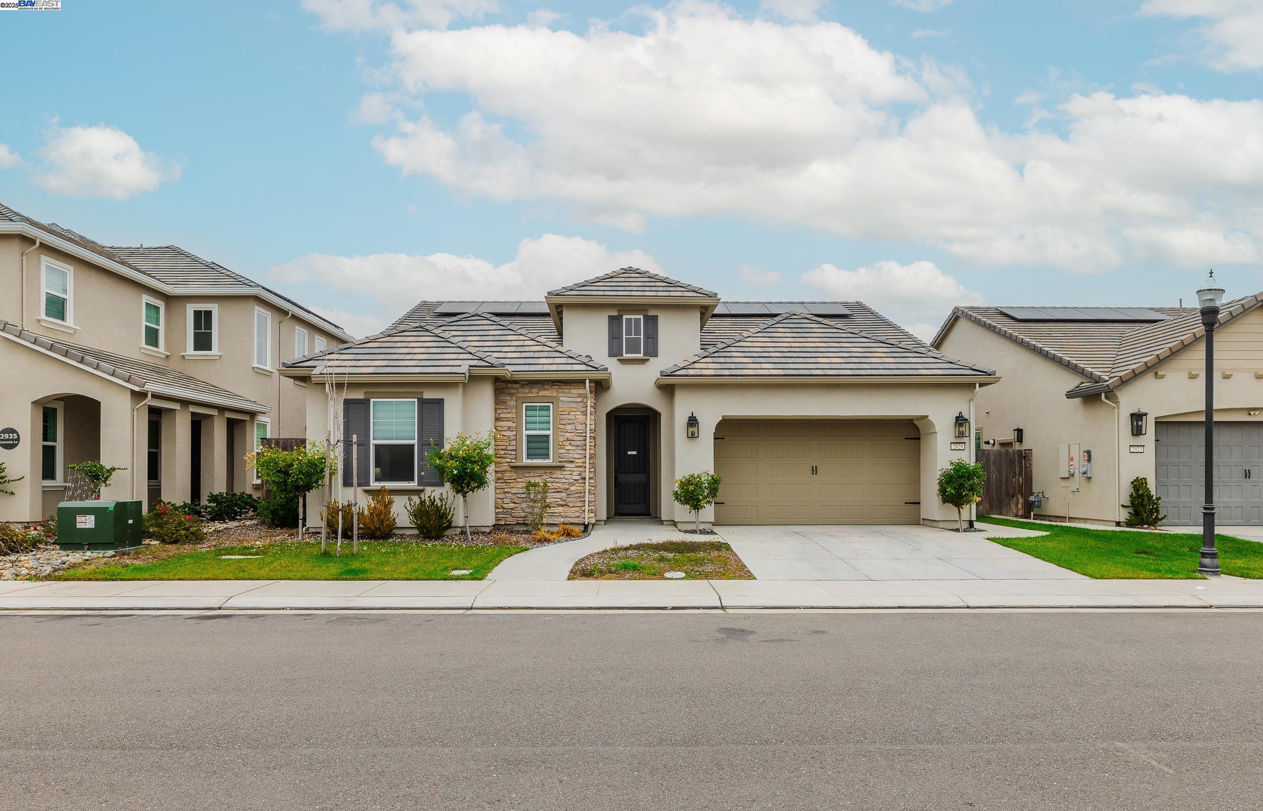 Front Image Thumbnail for BE41119077