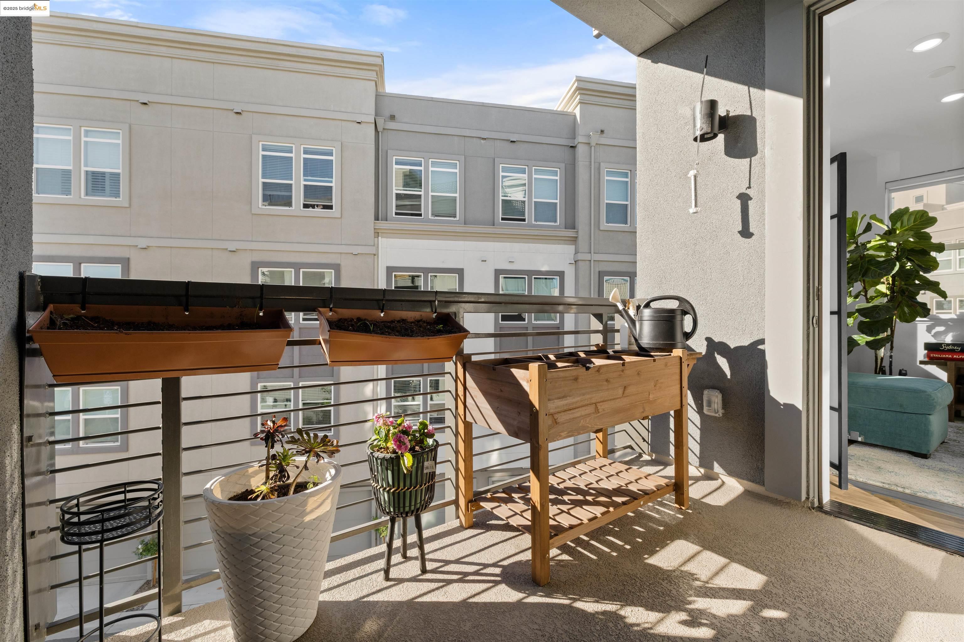 Detail Gallery Image 14 of 36 For 2836 Tradewind Dr, Alameda,  CA 94501 - 2 Beds | 2 Baths
