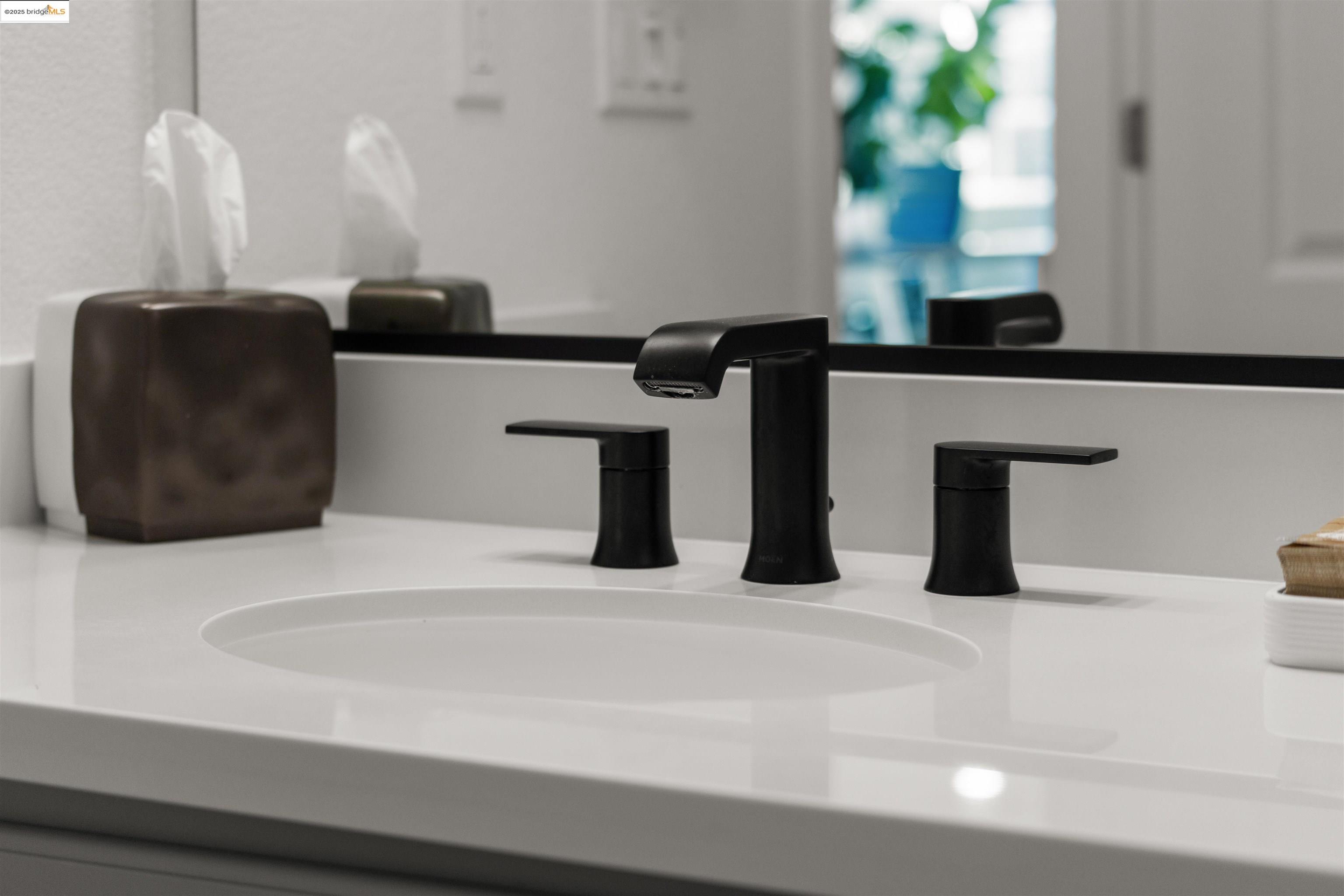 Detail Gallery Image 23 of 36 For 2836 Tradewind Dr, Alameda,  CA 94501 - 2 Beds | 2 Baths